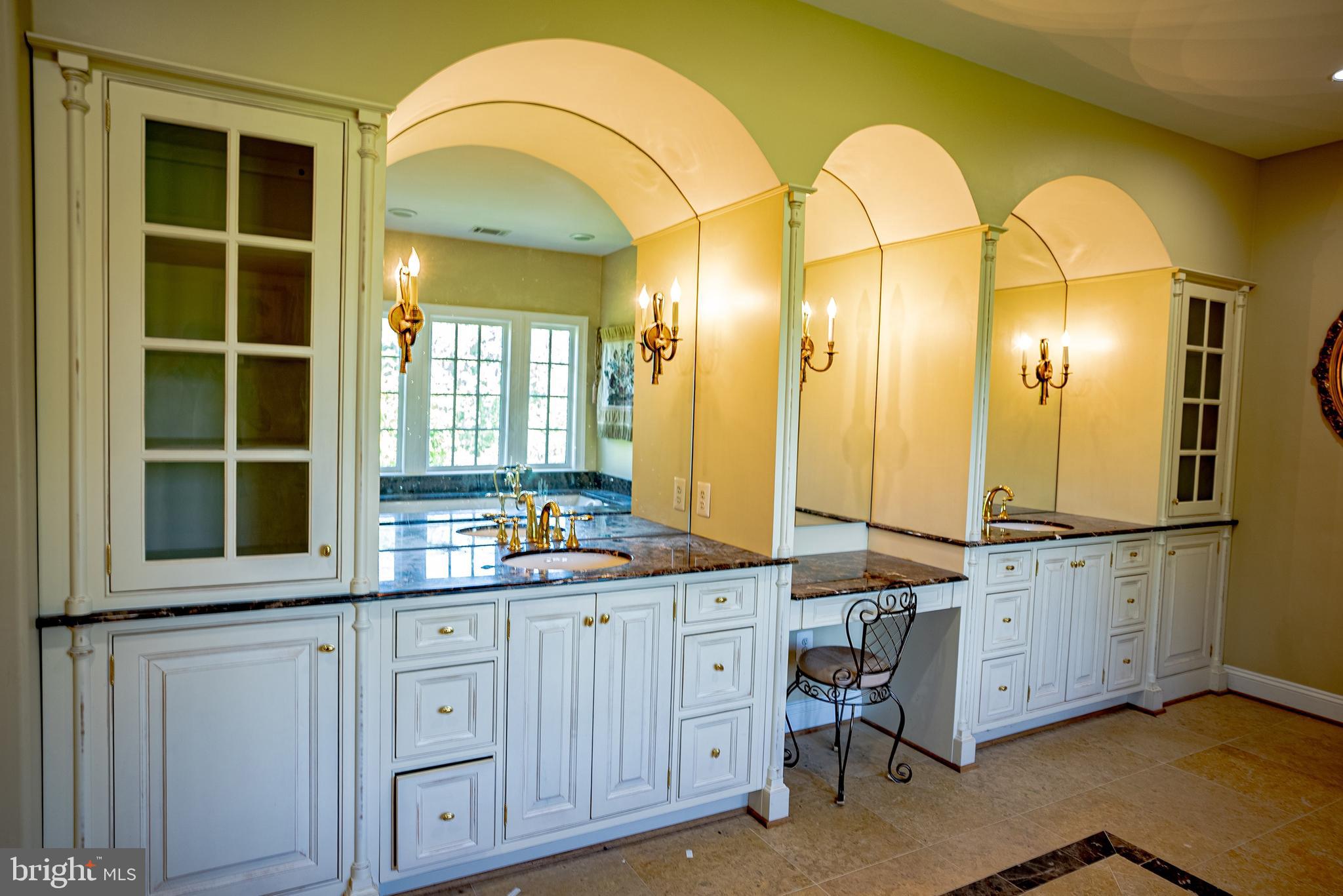 GLEN MILL KNOLLS - Residential