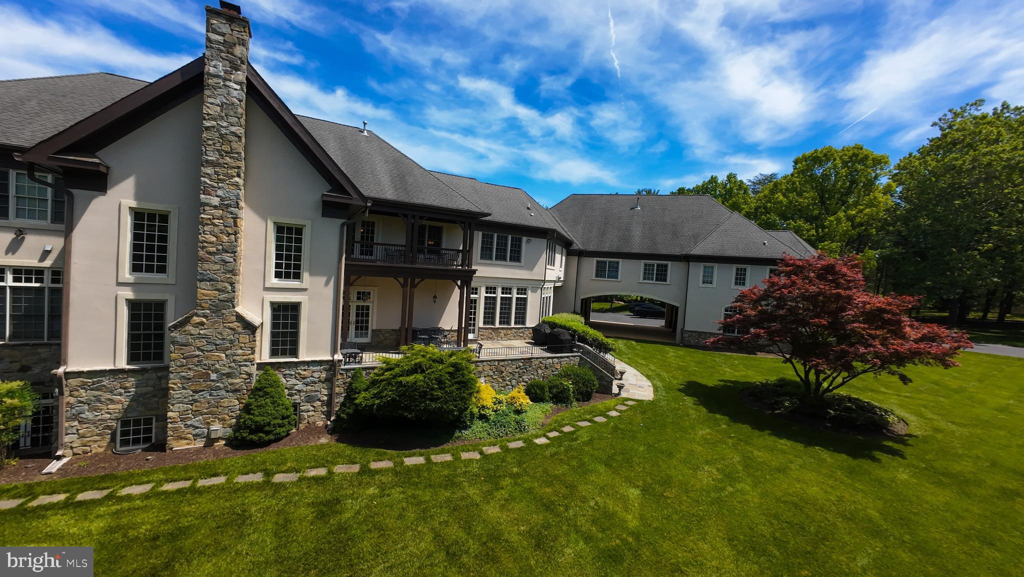 GLEN MILL KNOLLS - Residential