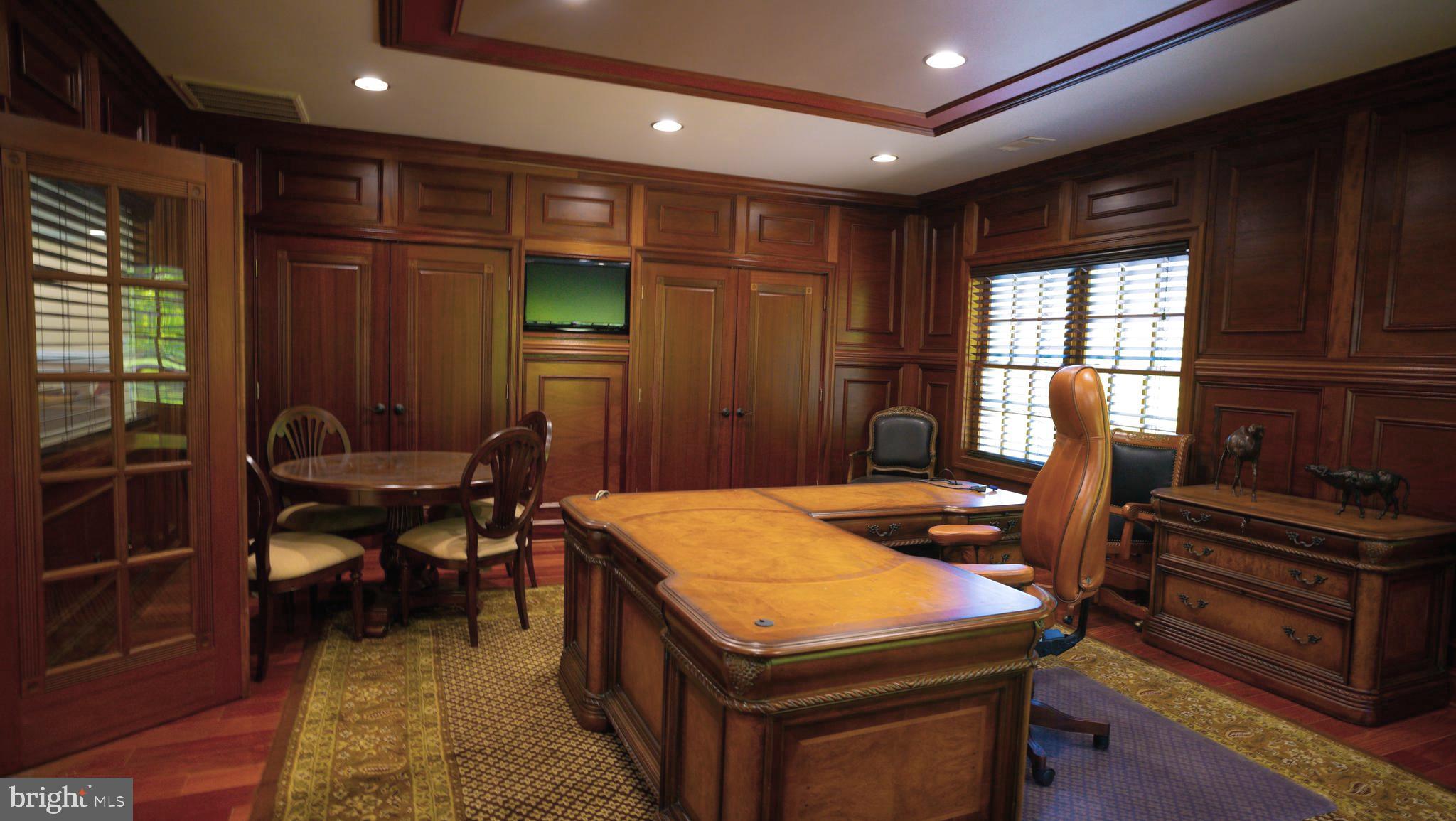 GLEN MILL KNOLLS - Residential