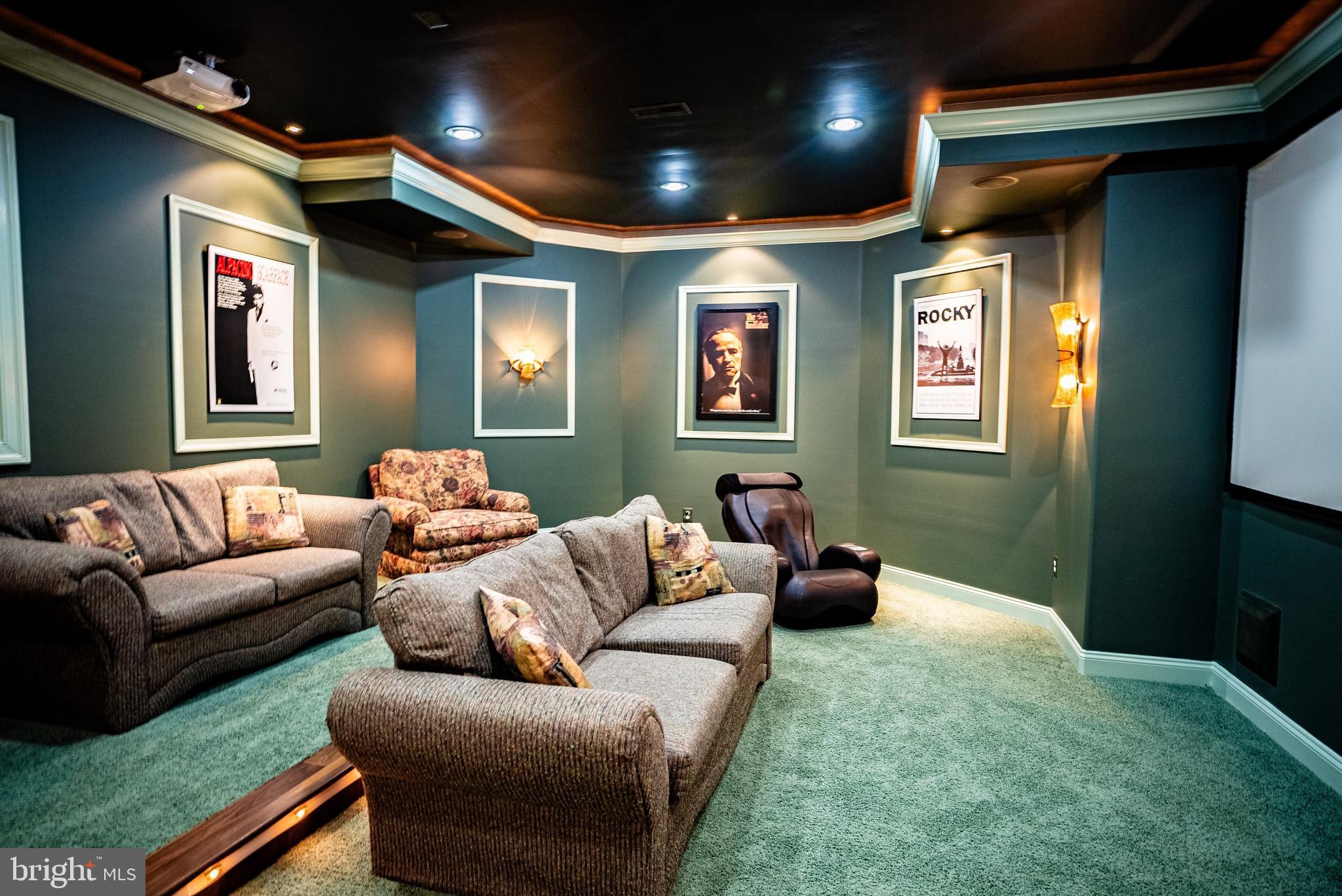 GLEN MILL KNOLLS - Residential