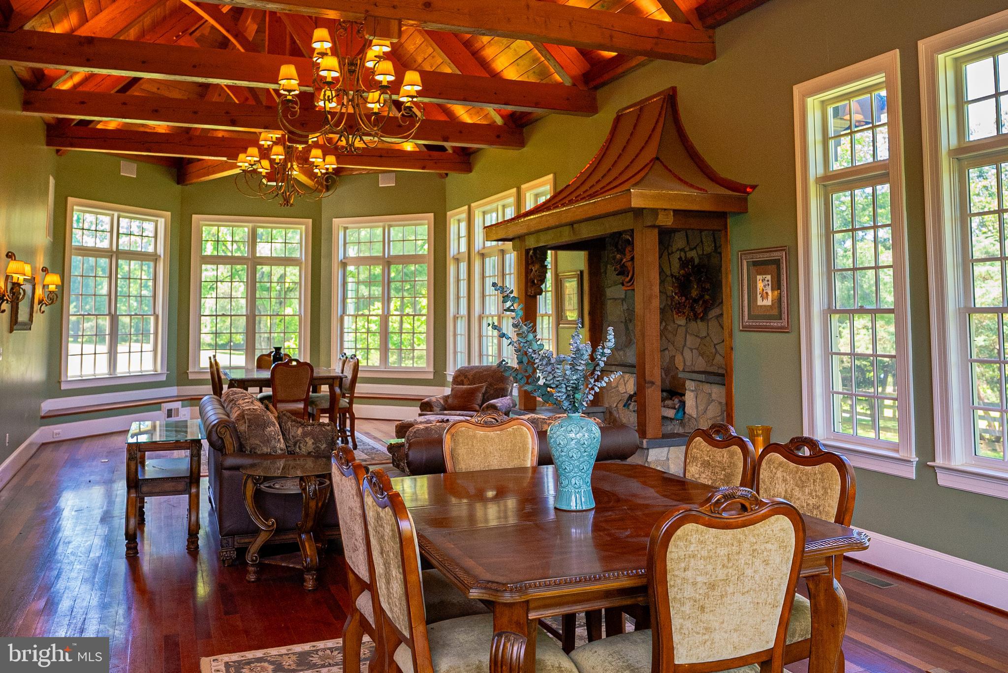 GLEN MILL KNOLLS - Residential