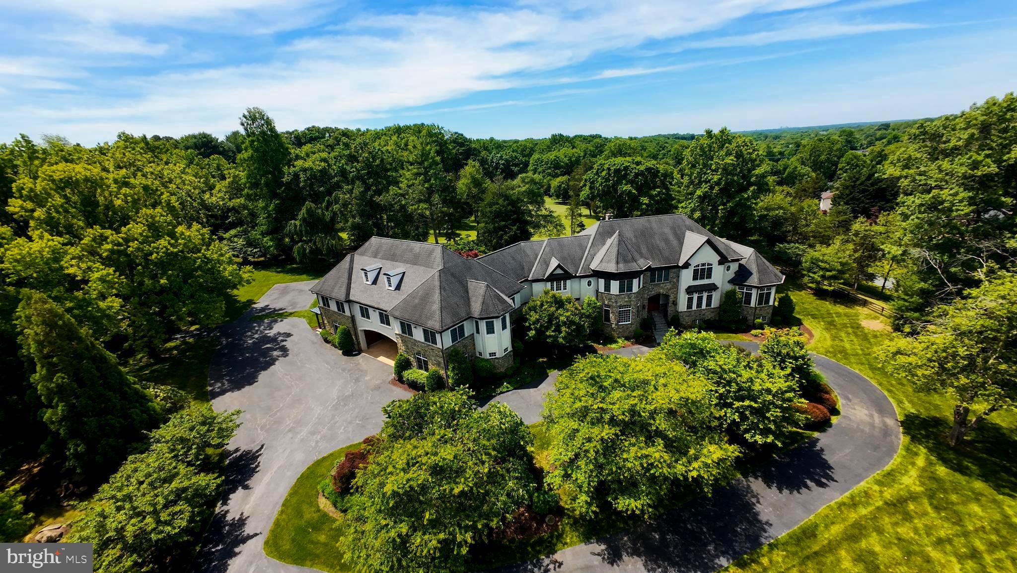 GLEN MILL KNOLLS - Residential