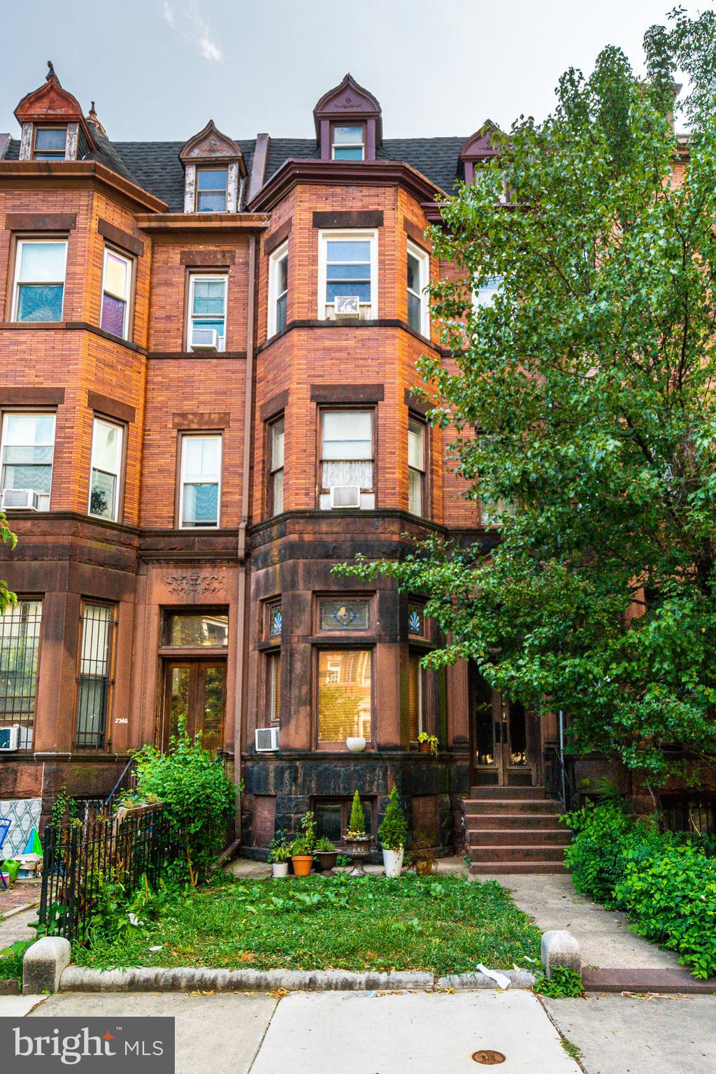 INCREDIBLE INVESTMENT OPPORTUNITY IN THE HEART OF RESERVOIR HILL! Property consists of 5 fully occupied rental units - 3 one bedroom units and 2 two bedroom units. Annual rental income of approximately $42k. Located close to Reservoir Hill attractions including Dovecote Cafe, and Druid Hill Park. Perfect for the savvy investor looking to add to their rental portfolio!