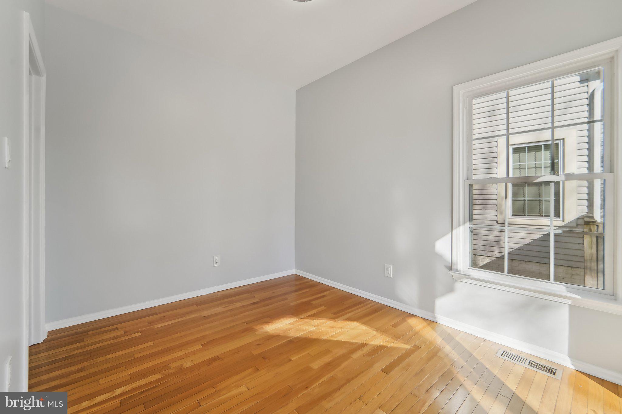 SULLY STATION - Residential