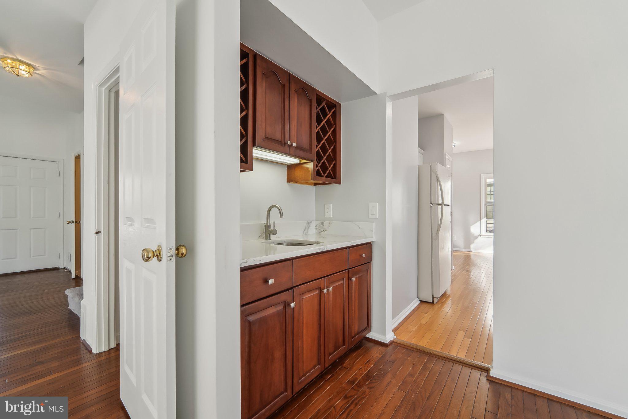 SULLY STATION - Residential