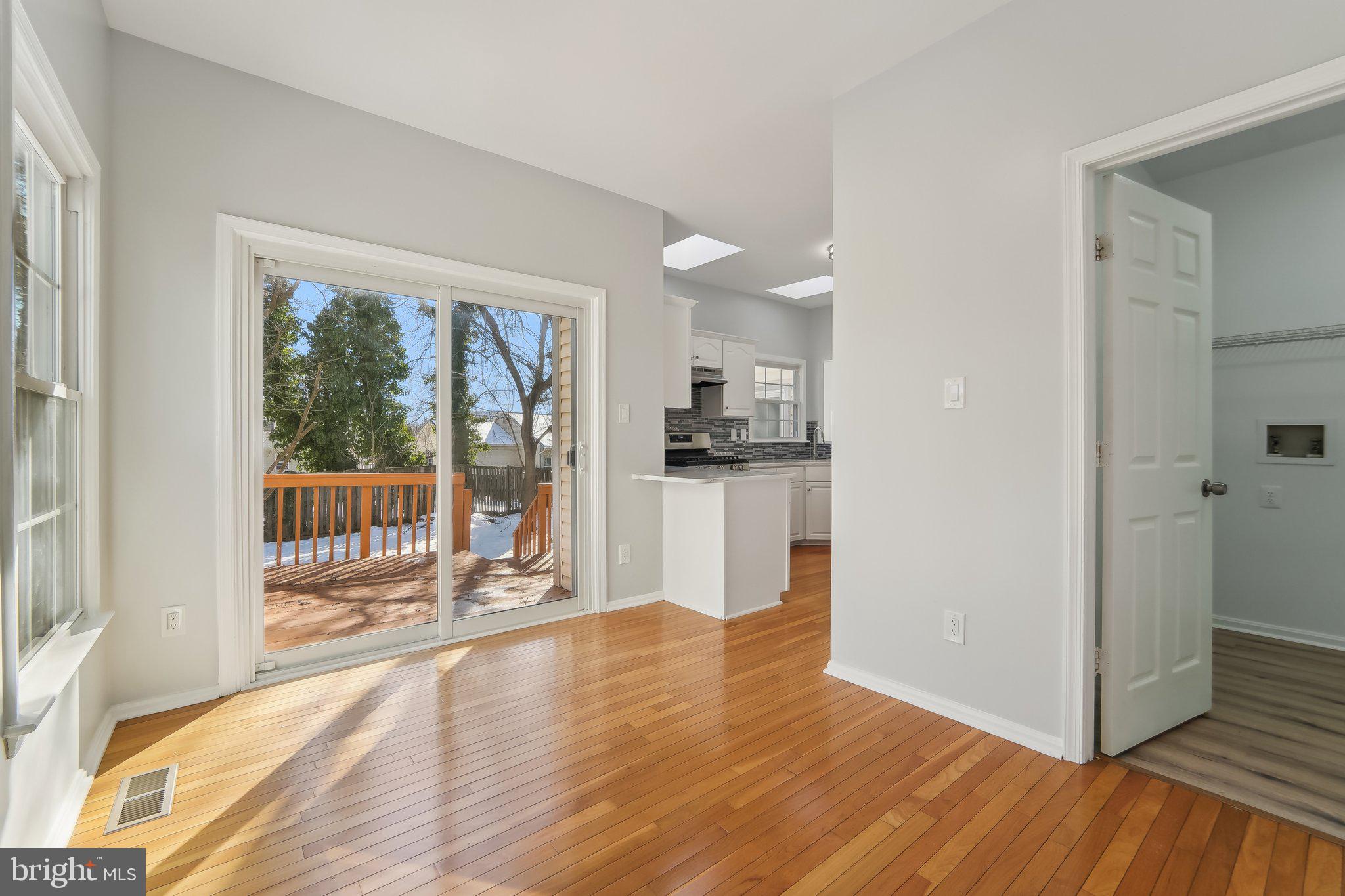 SULLY STATION - Residential