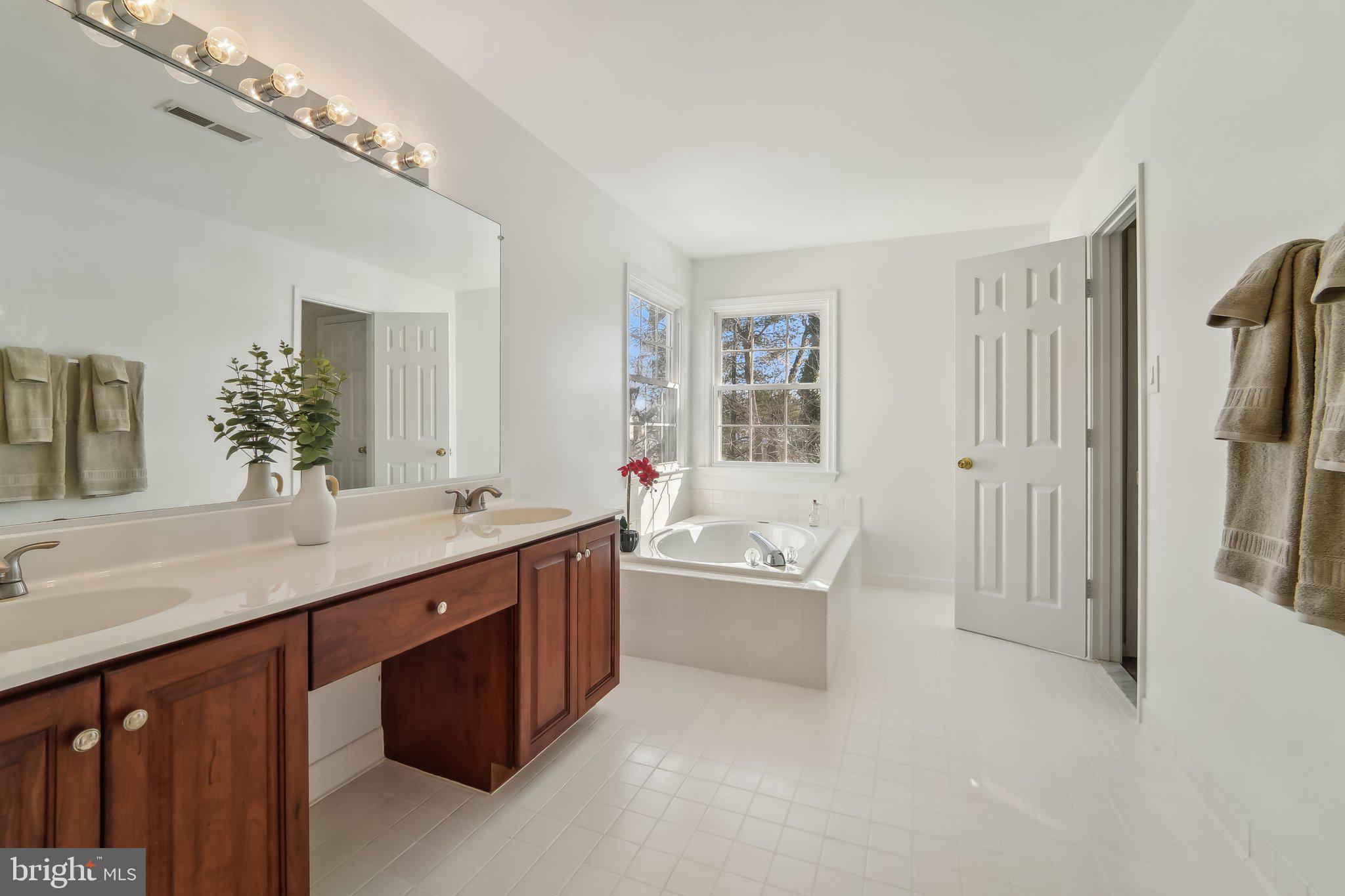 SULLY STATION - Residential