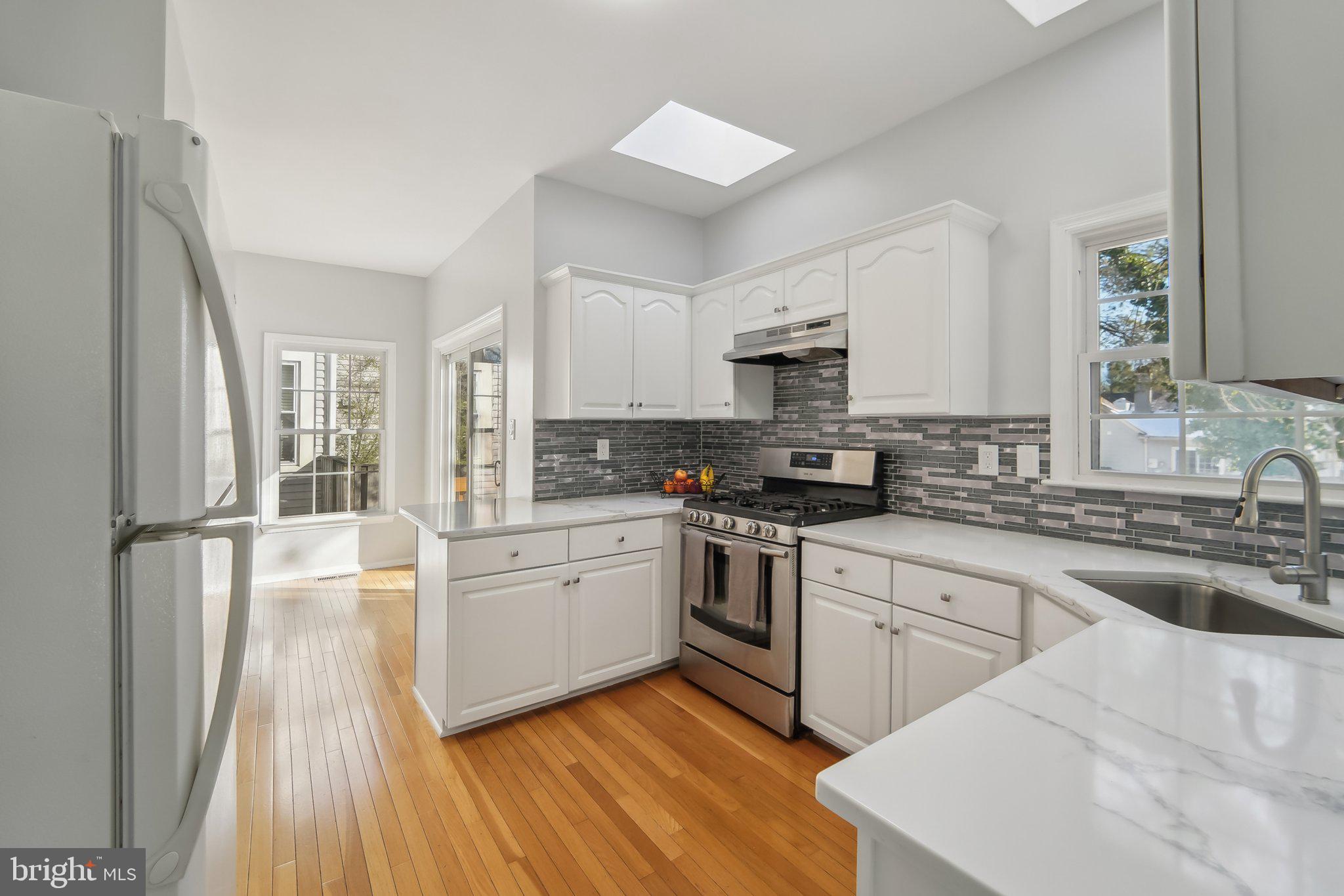 SULLY STATION - Residential