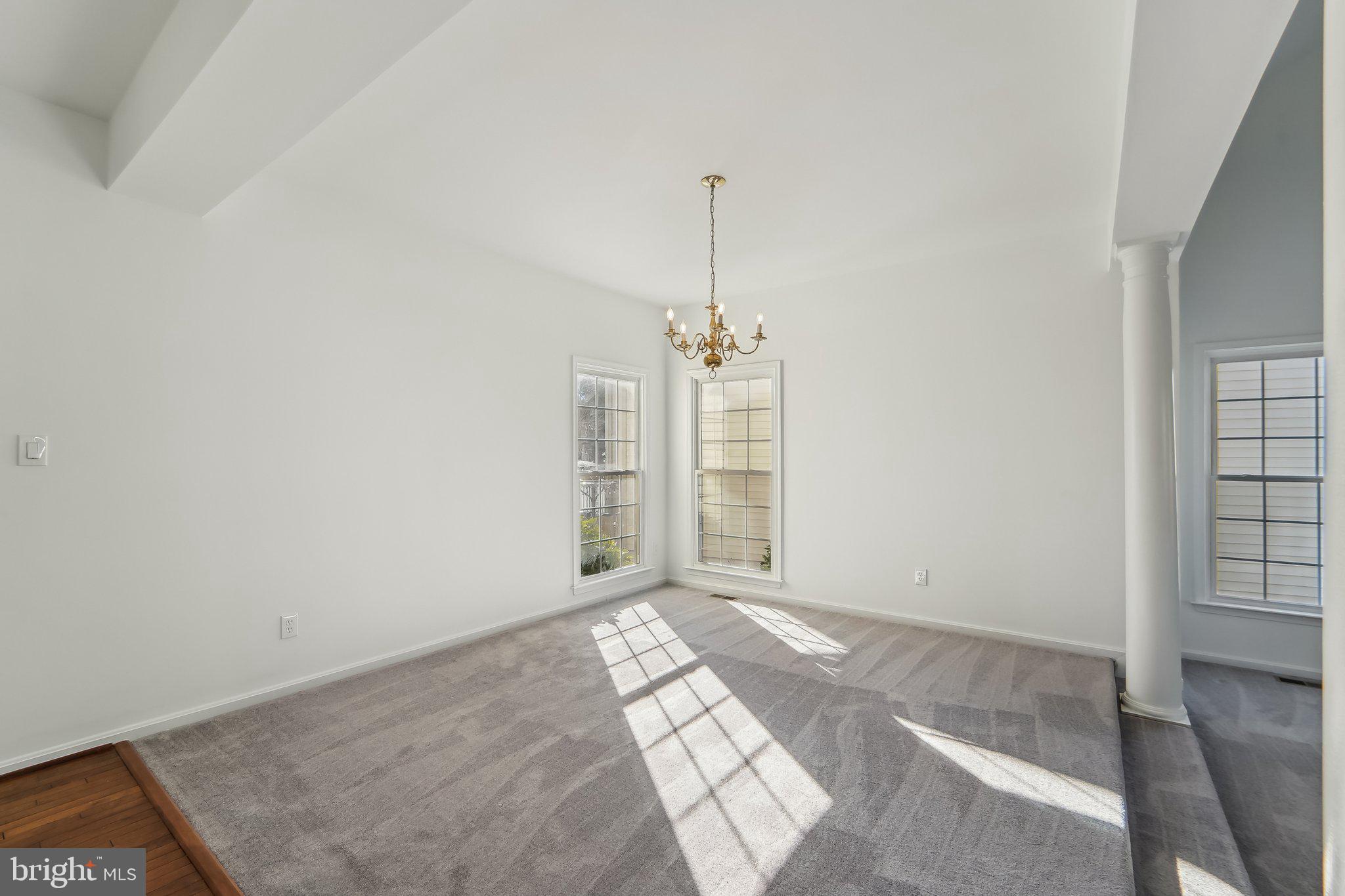 SULLY STATION - Residential