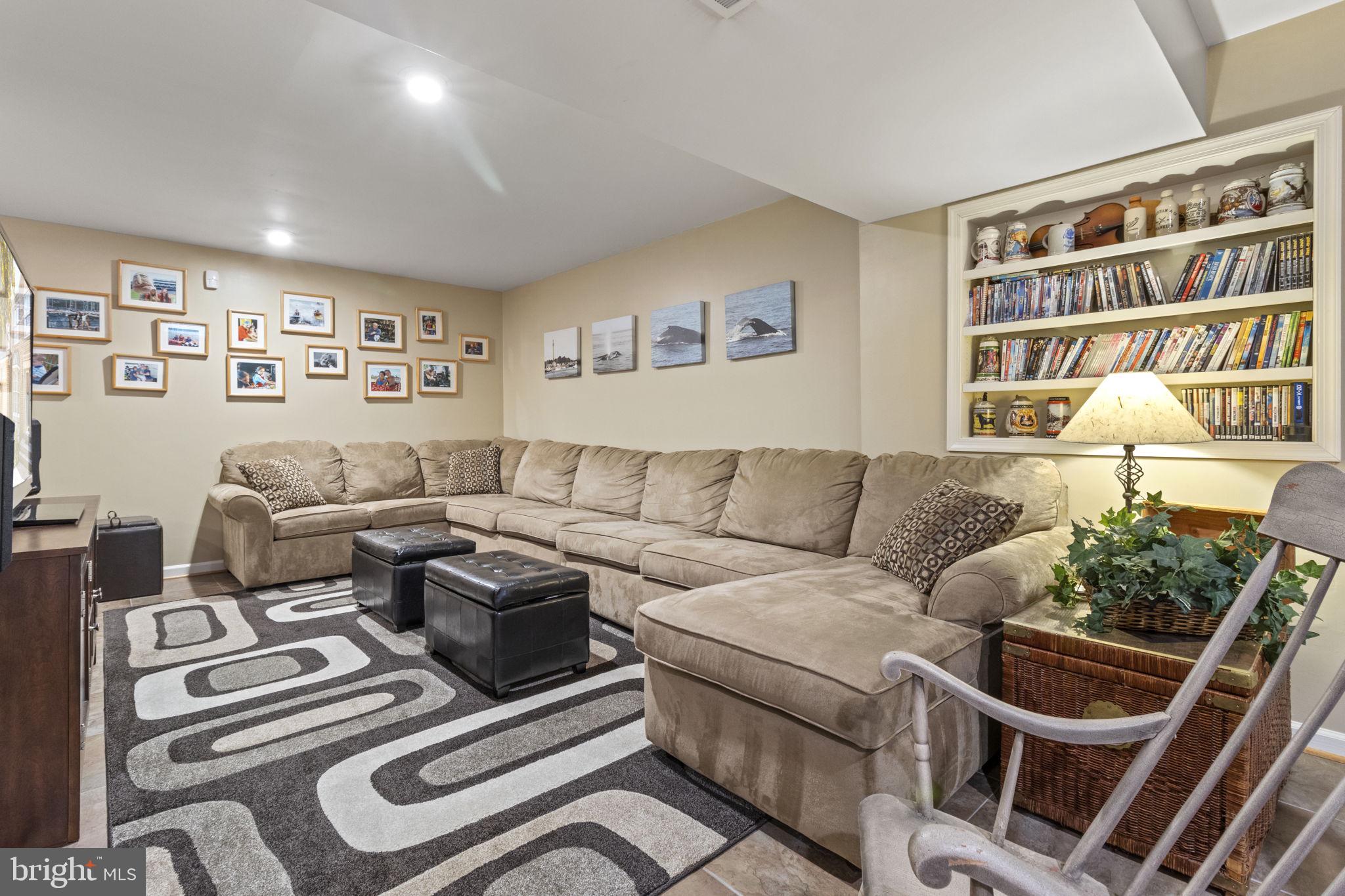 GERMANTOWN ESTATES - Residential