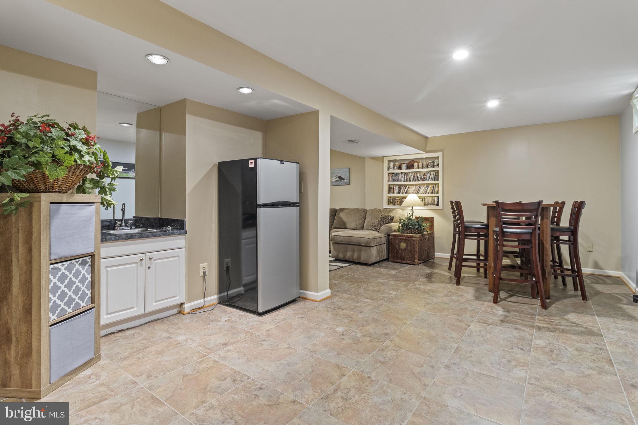 GERMANTOWN ESTATES - Residential