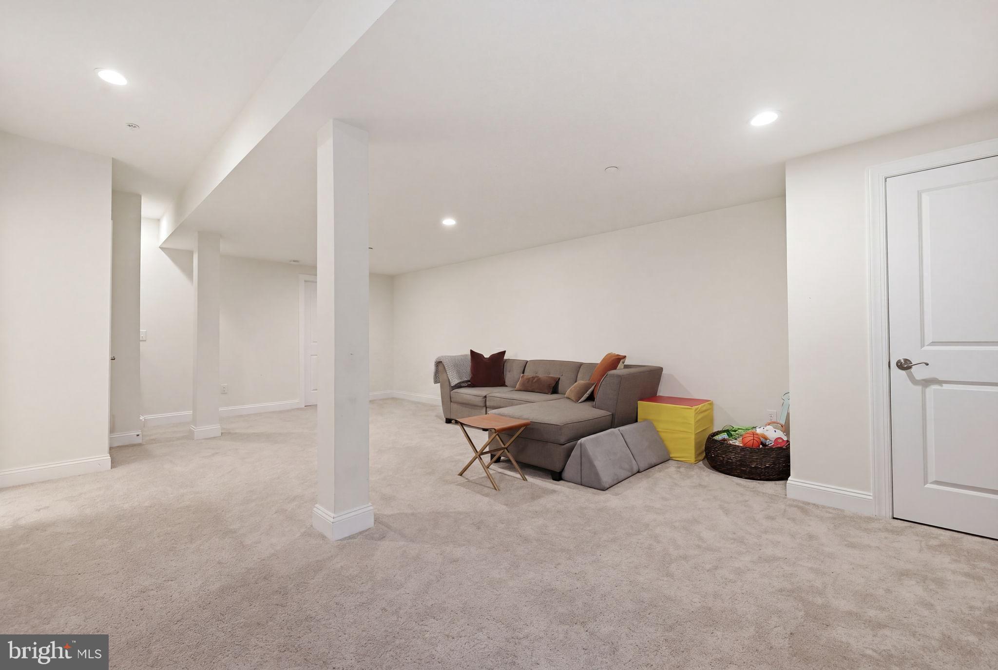 RESERVE AT SPRING MILL - Residential