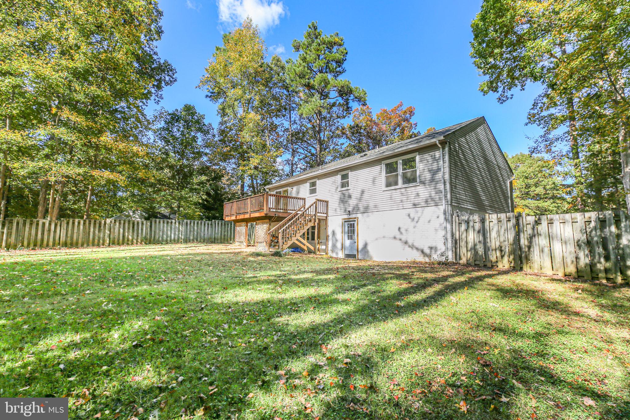 LAKE CAROLINE - Residential