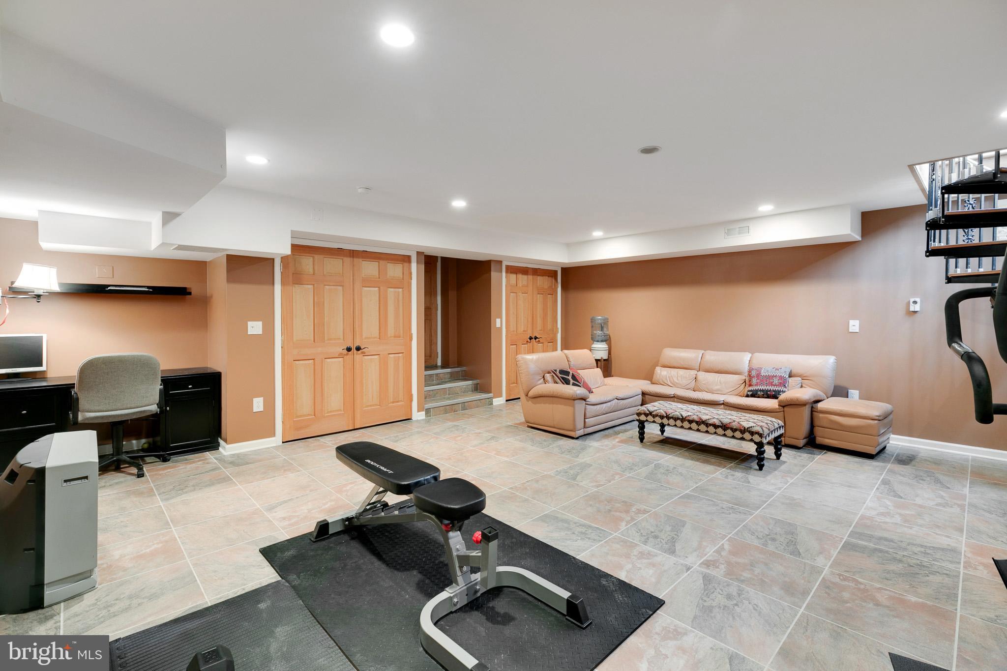 MERION PARK - Residential