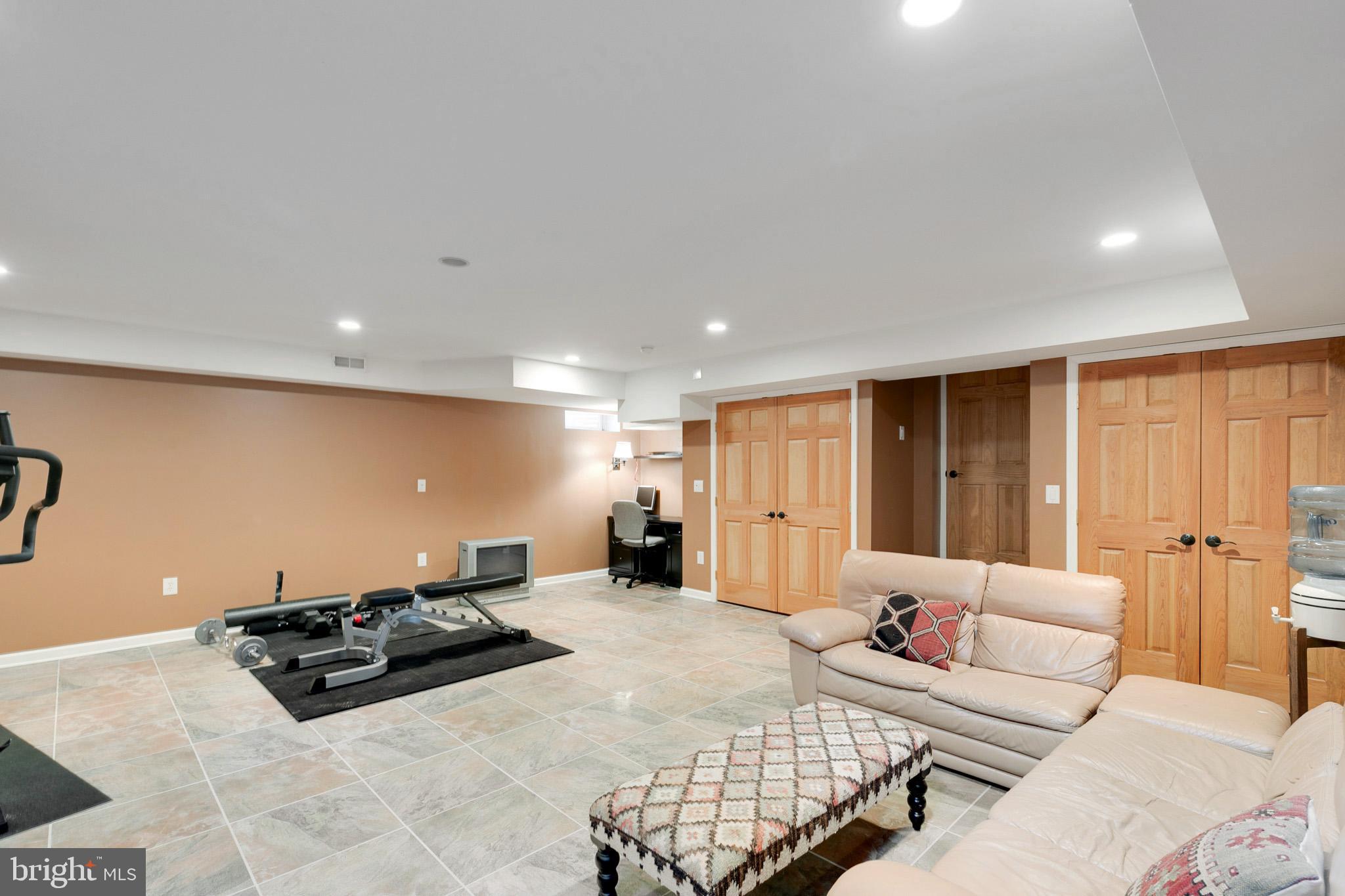 MERION PARK - Residential