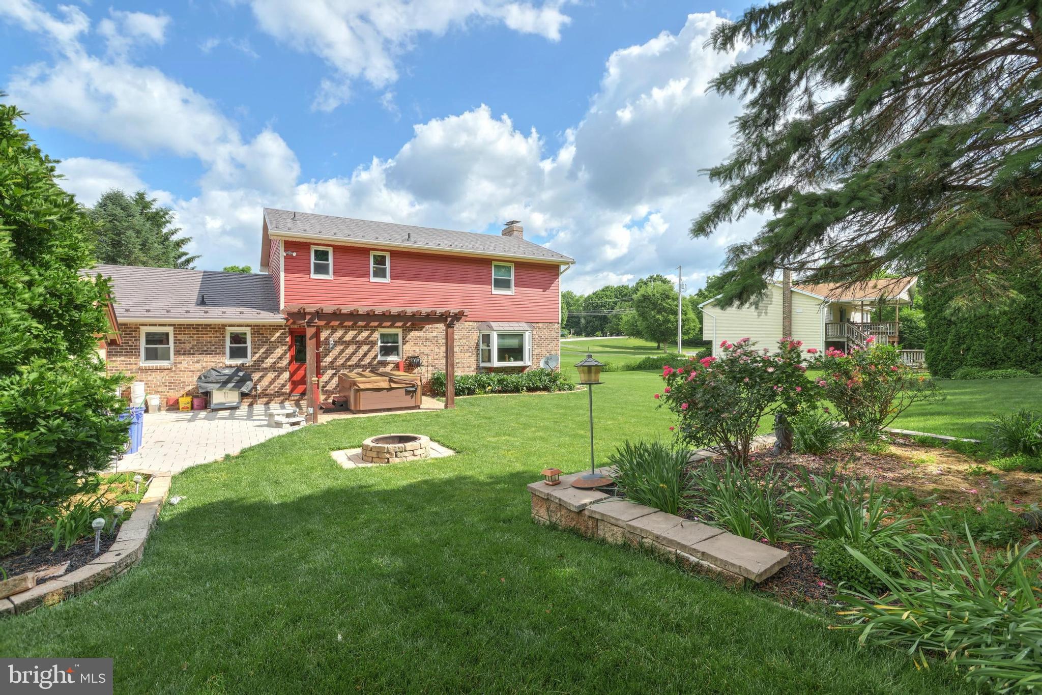 COUSLER PARK - Residential