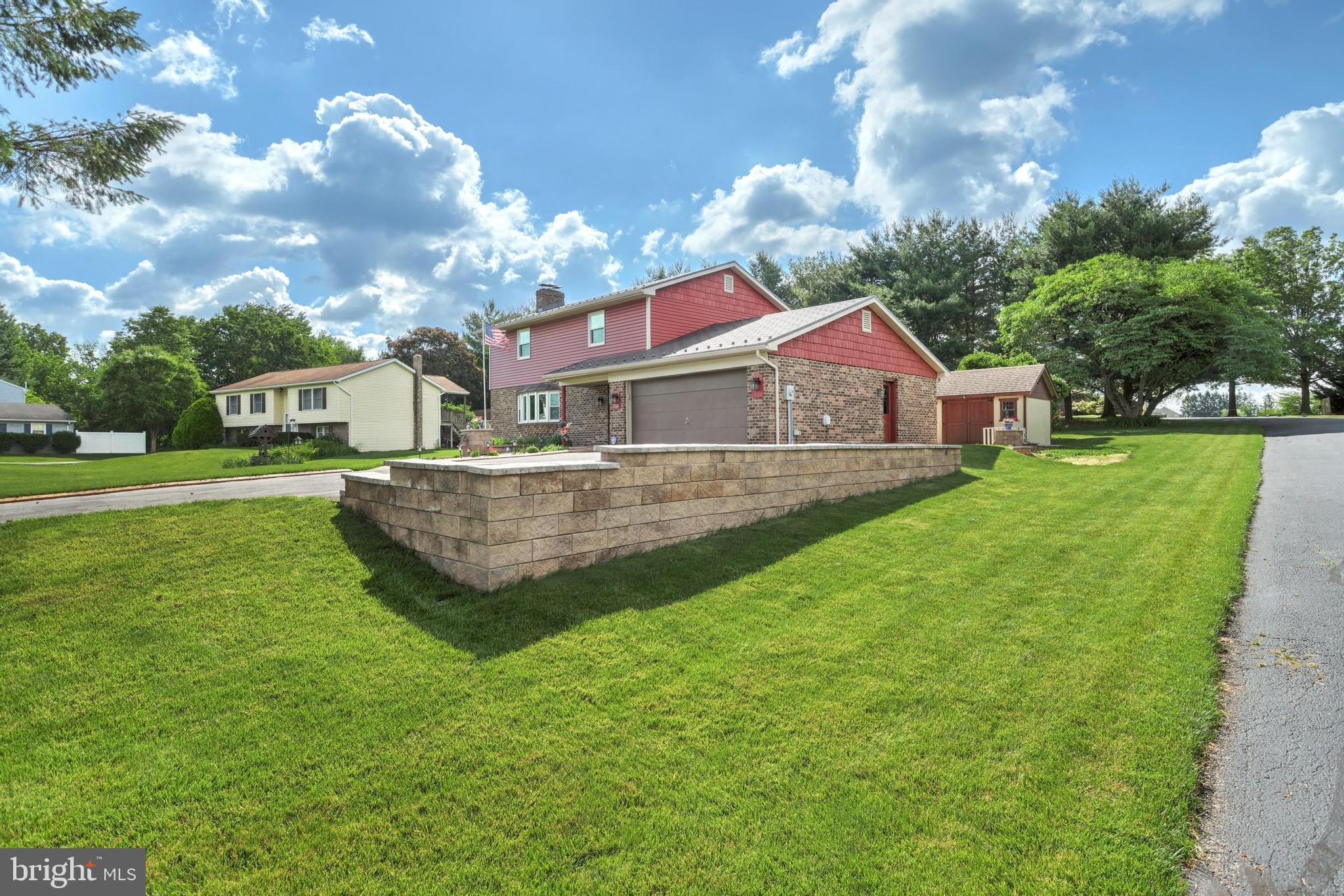 COUSLER PARK - Residential