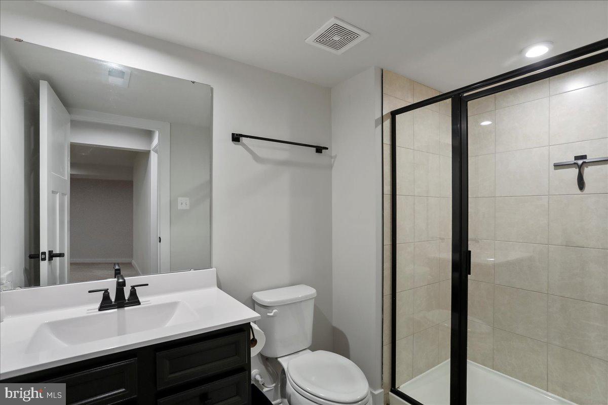 THE LAKES AT MARTINSBURG - Residential