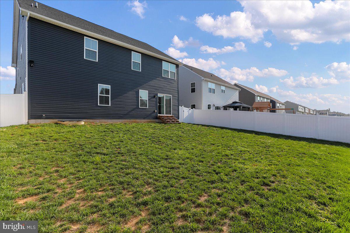 THE LAKES AT MARTINSBURG - Residential