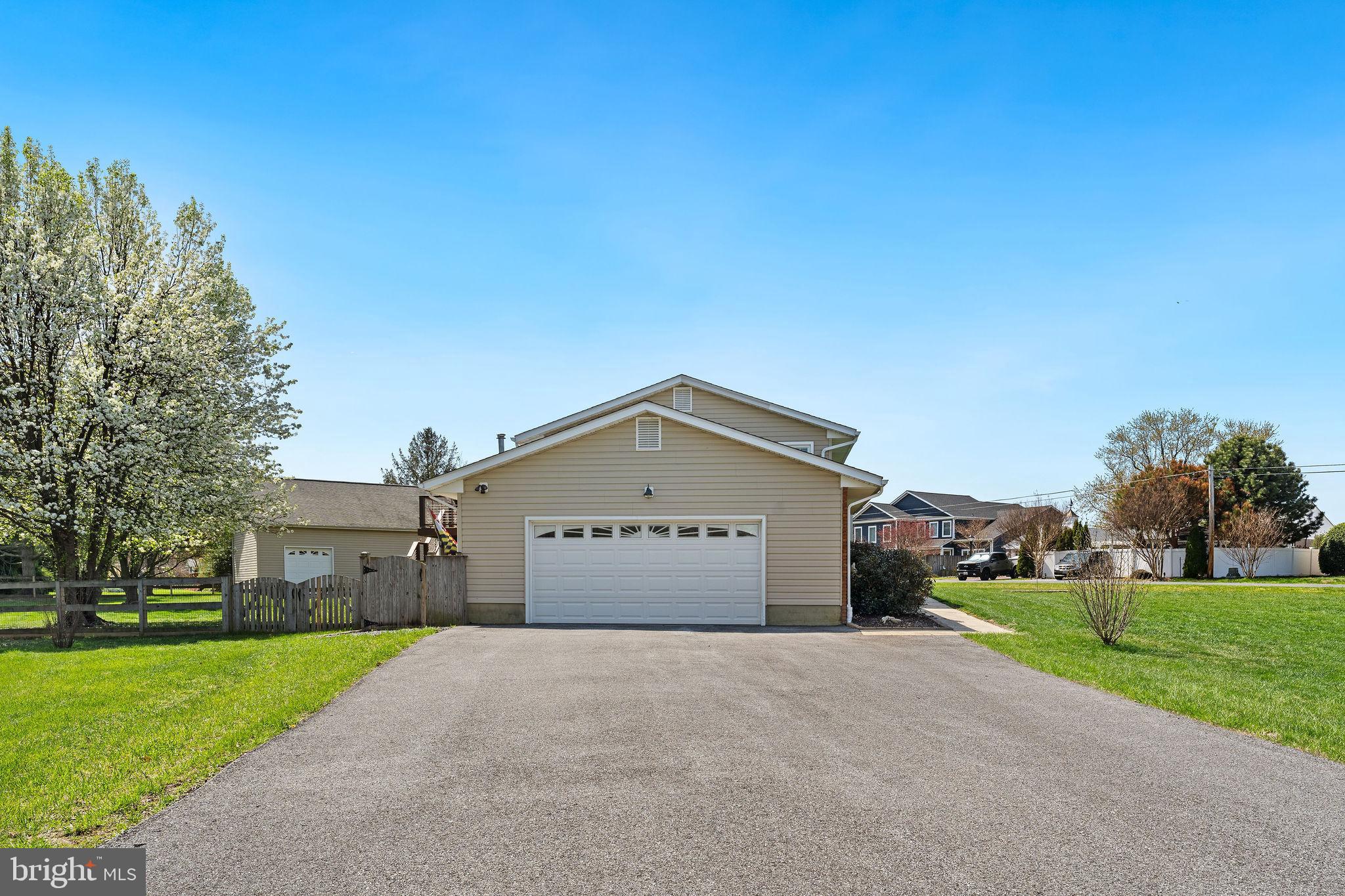 TOWER GARDENS - Residential