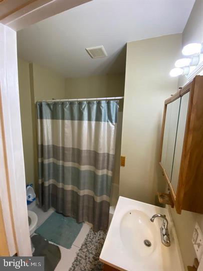 3537 N SMEDLEY STREET