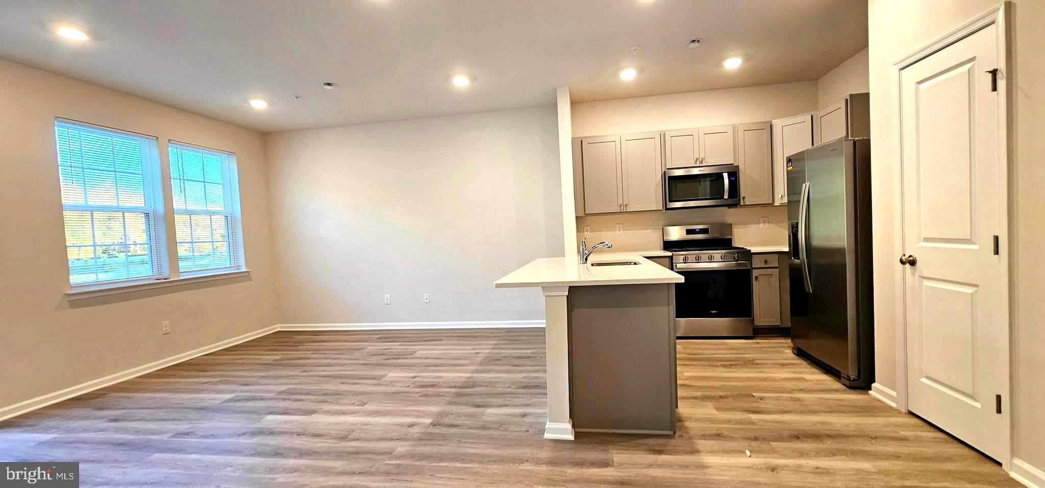 PARKLAND - Residential Lease