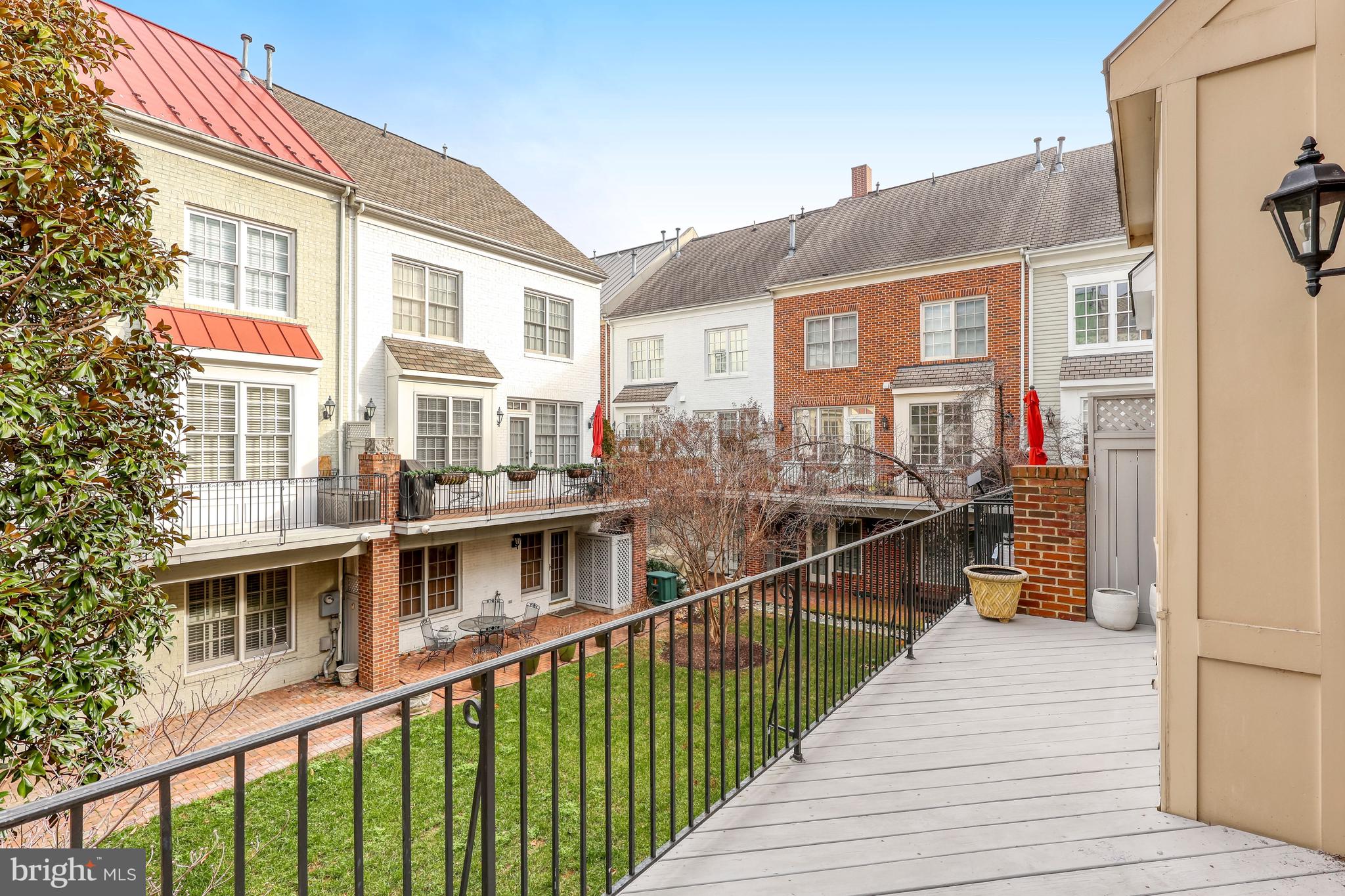 FORDS LANDING - Residential