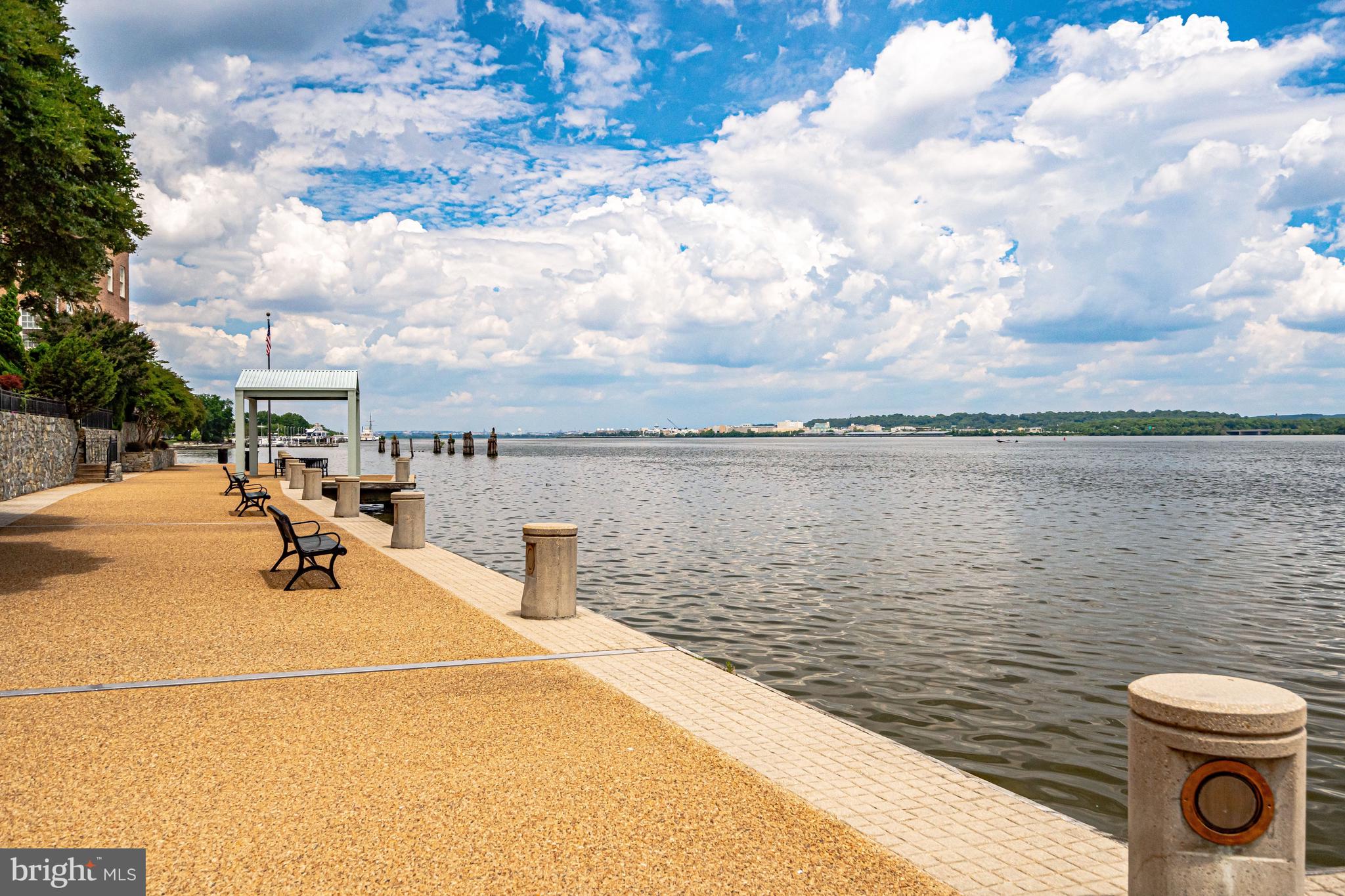 FORDS LANDING - Residential