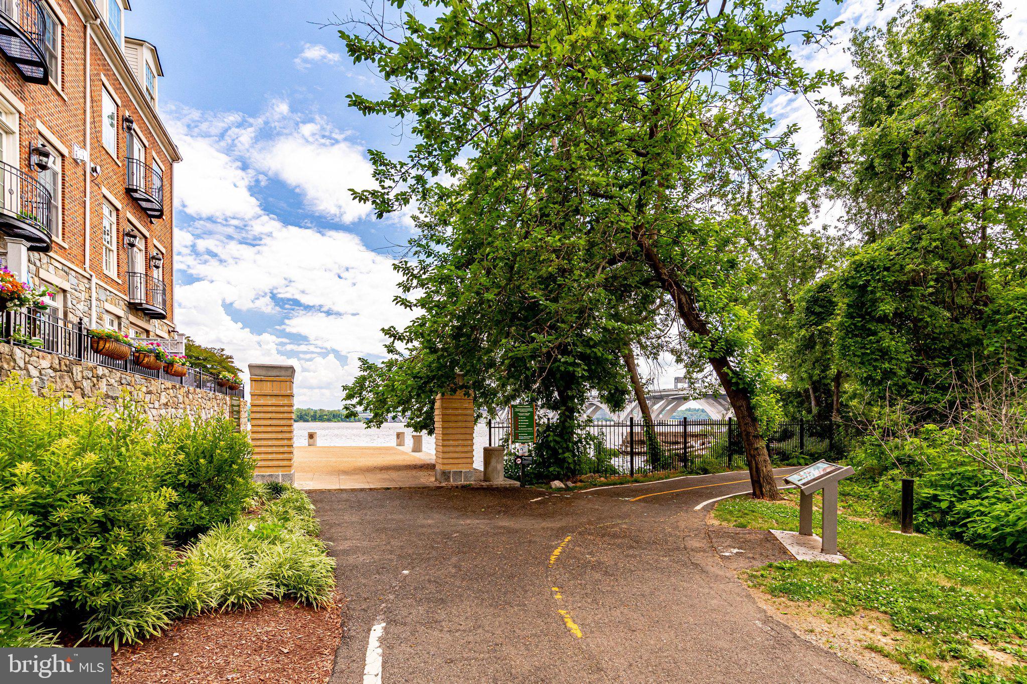 FORDS LANDING - Residential