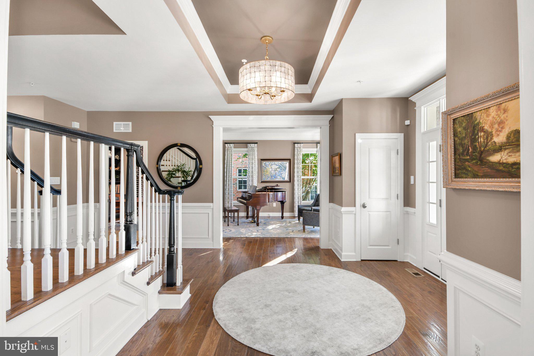 407 W 2ND STREET
