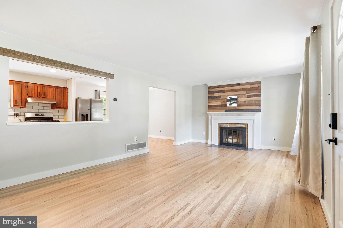 DARTMOUTH WOODS - Residential Lease