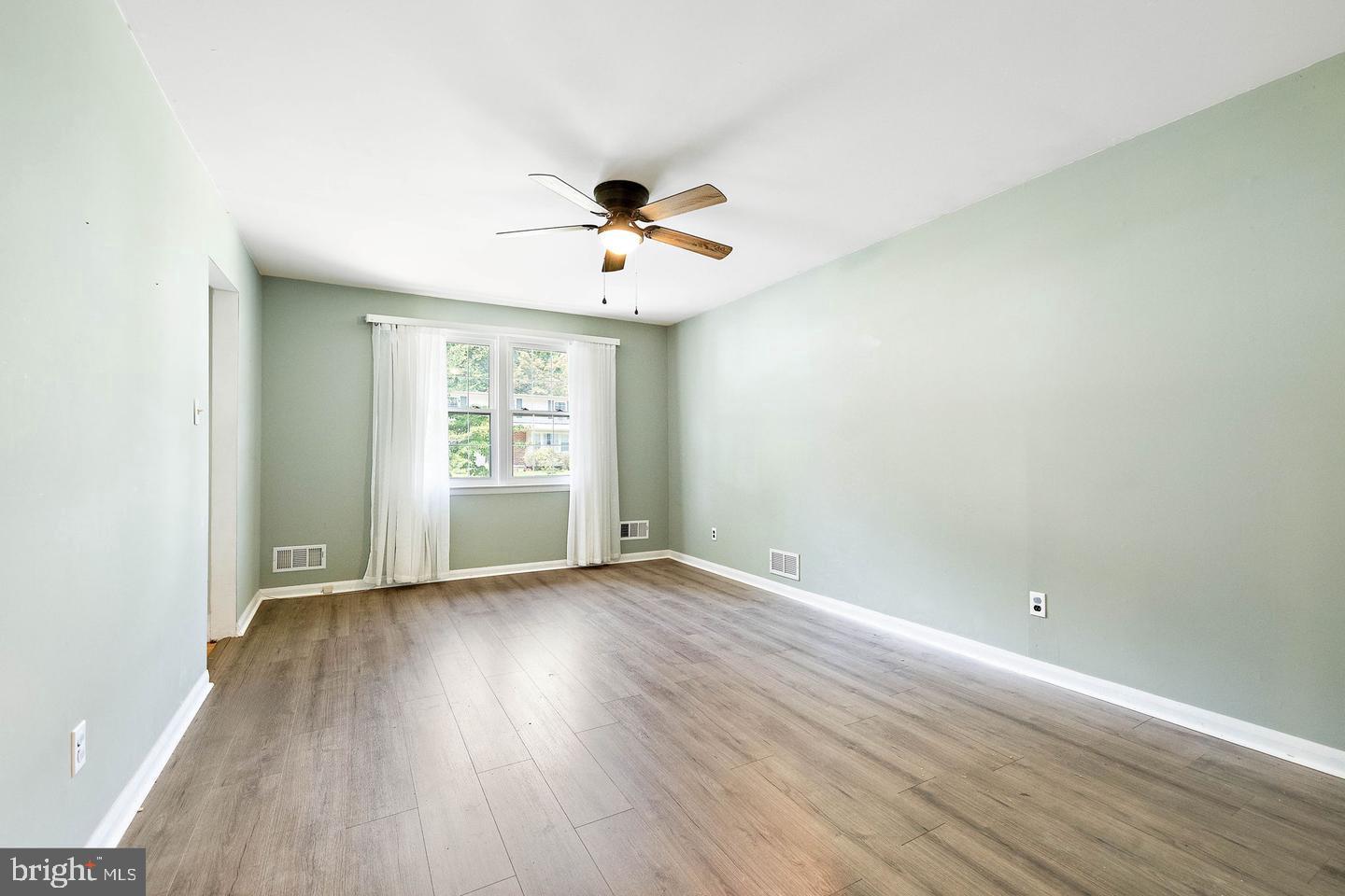 DARTMOUTH WOODS - Residential Lease