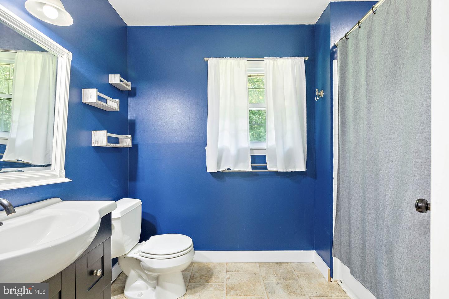 DARTMOUTH WOODS - Residential Lease