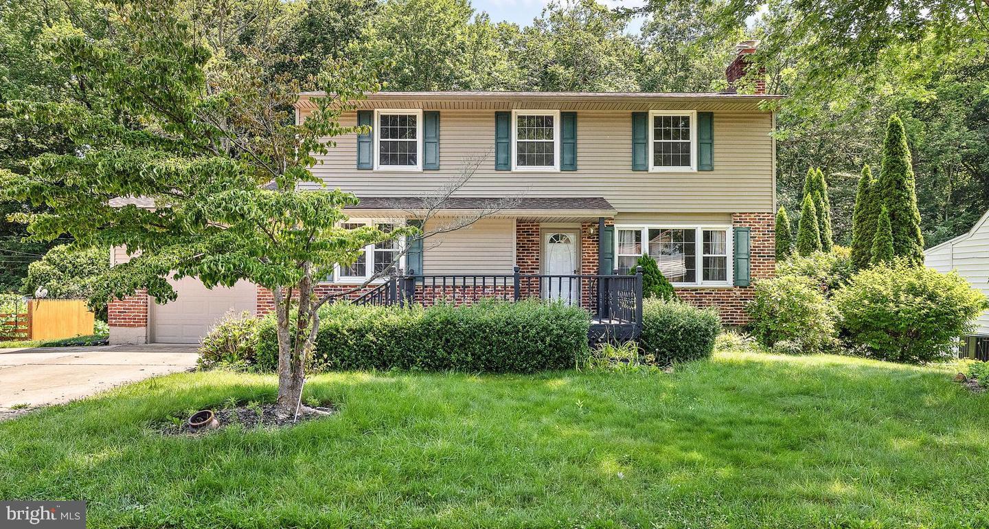 DARTMOUTH WOODS - Residential Lease