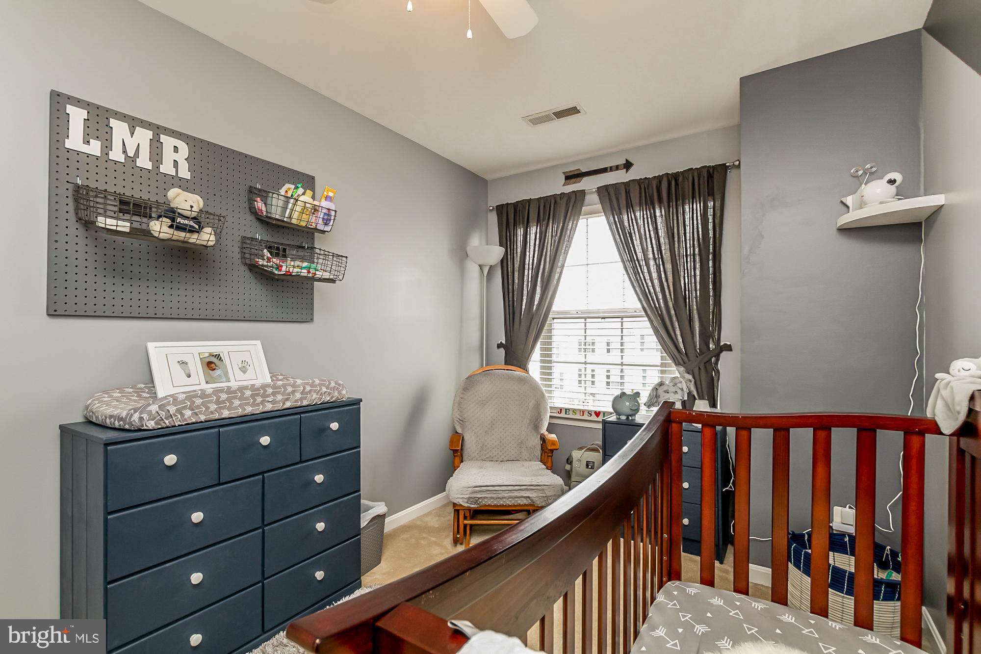 PEACEFIELDS - Residential