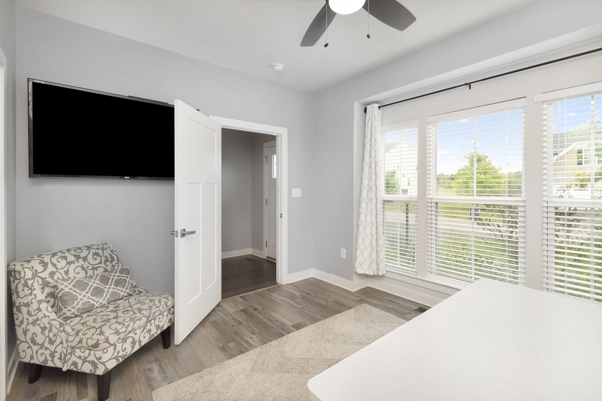 12712 NORWOOD DRIVE