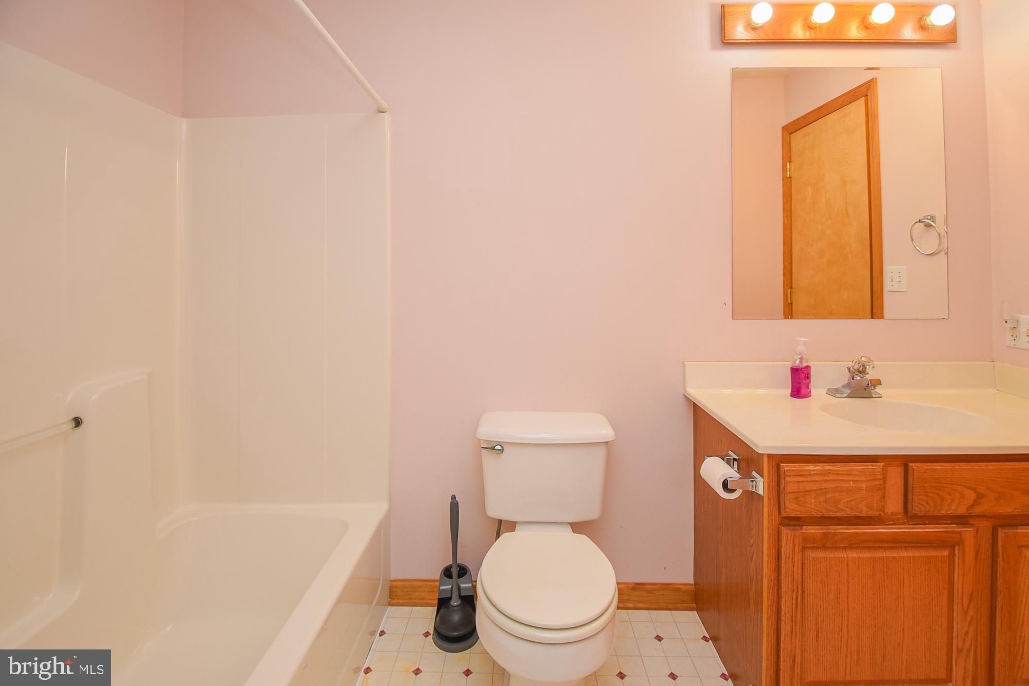 SHADY HILLS - Residential