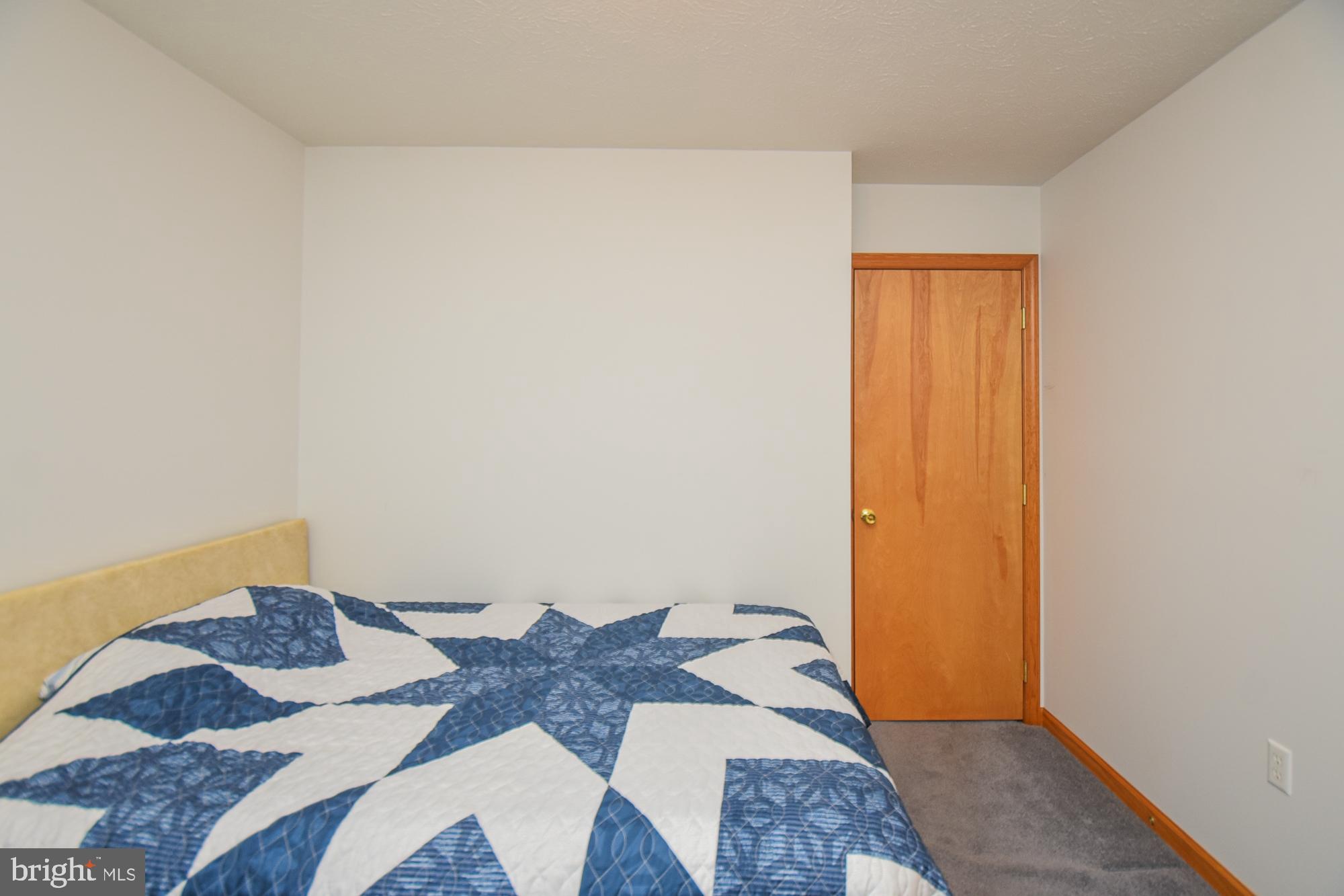 SHADY HILLS - Residential