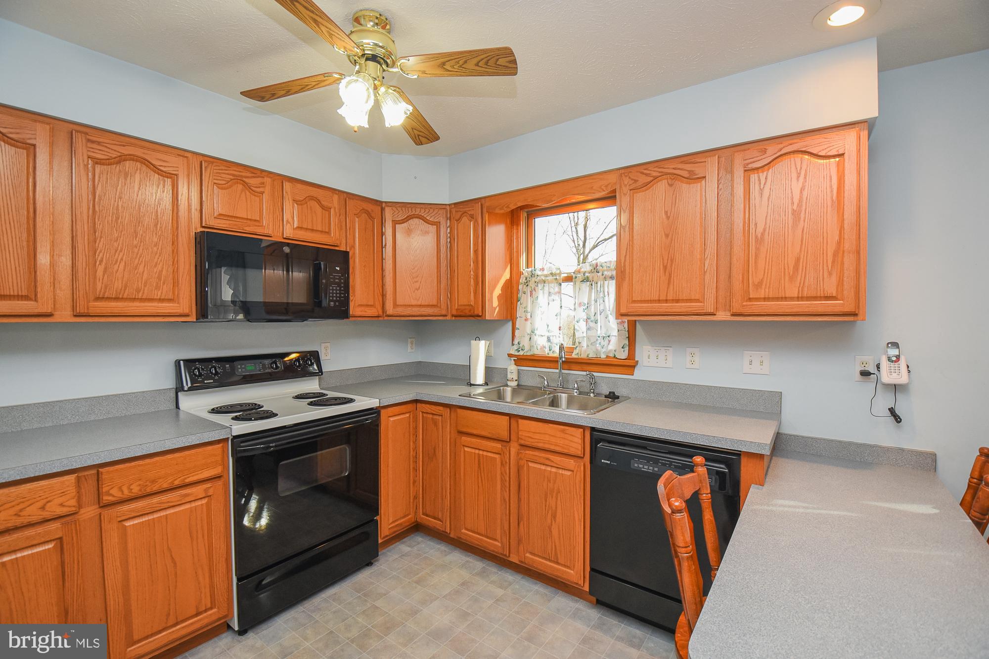 SHADY HILLS - Residential