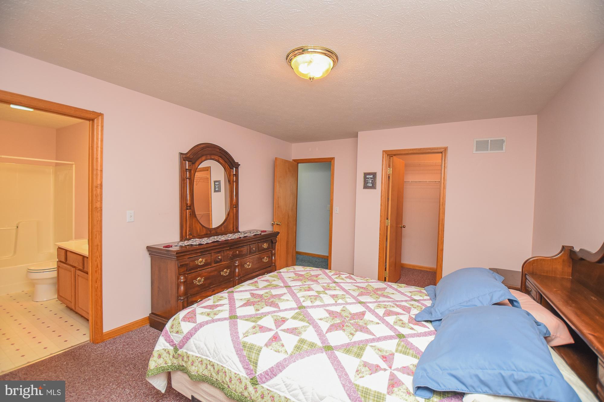 SHADY HILLS - Residential