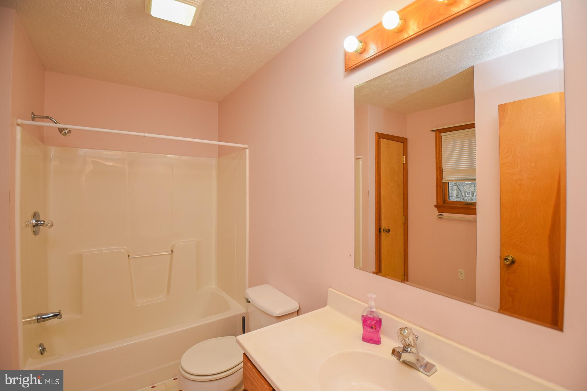 SHADY HILLS - Residential