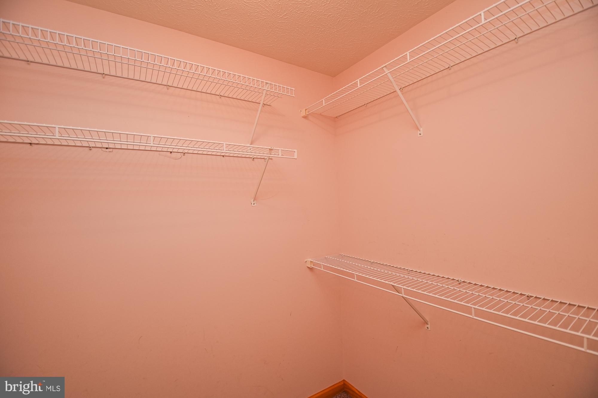 SHADY HILLS - Residential