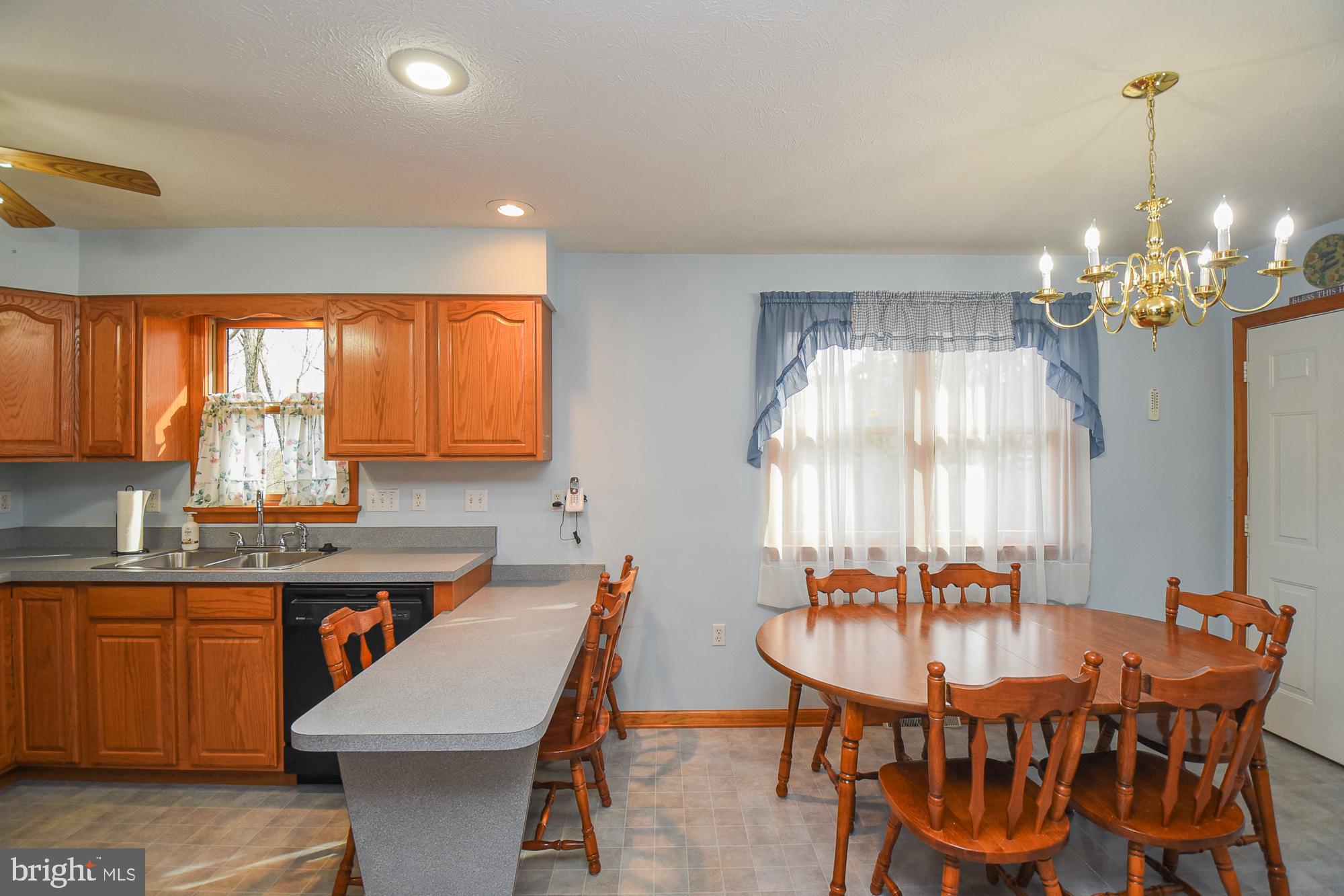 SHADY HILLS - Residential