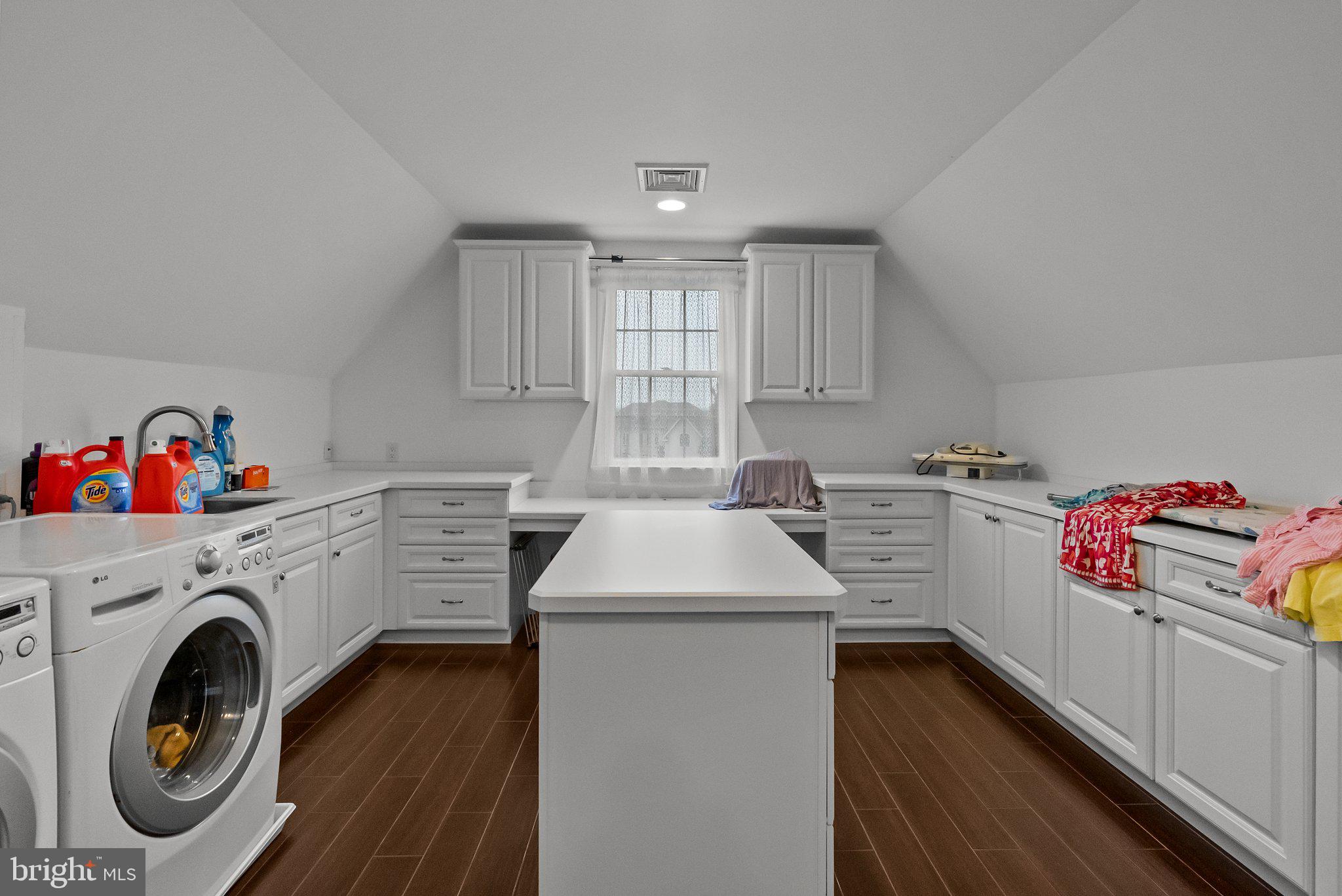 SOLY ESTATES - Residential