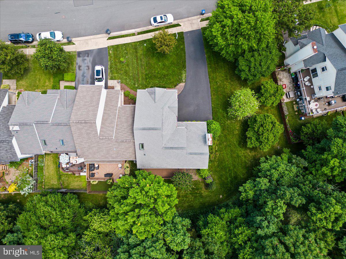 GREEN TRAILS - Residential