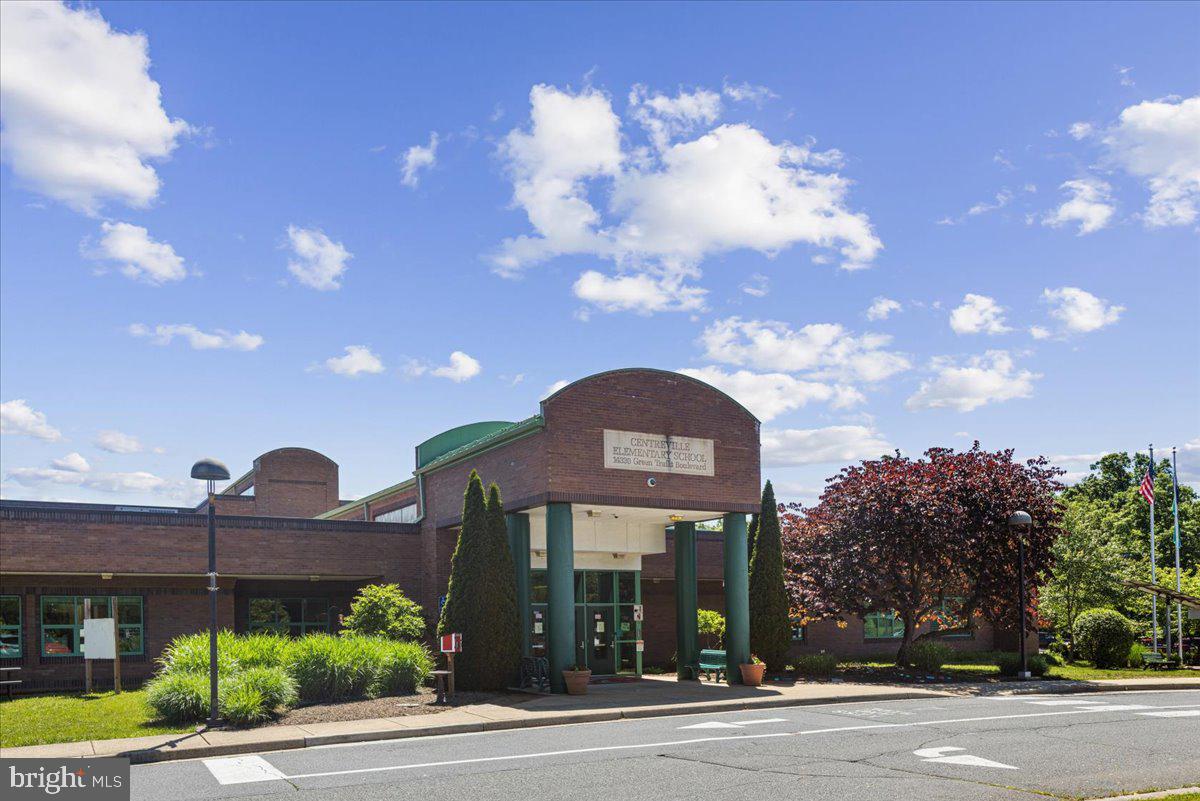 GREEN TRAILS - Residential