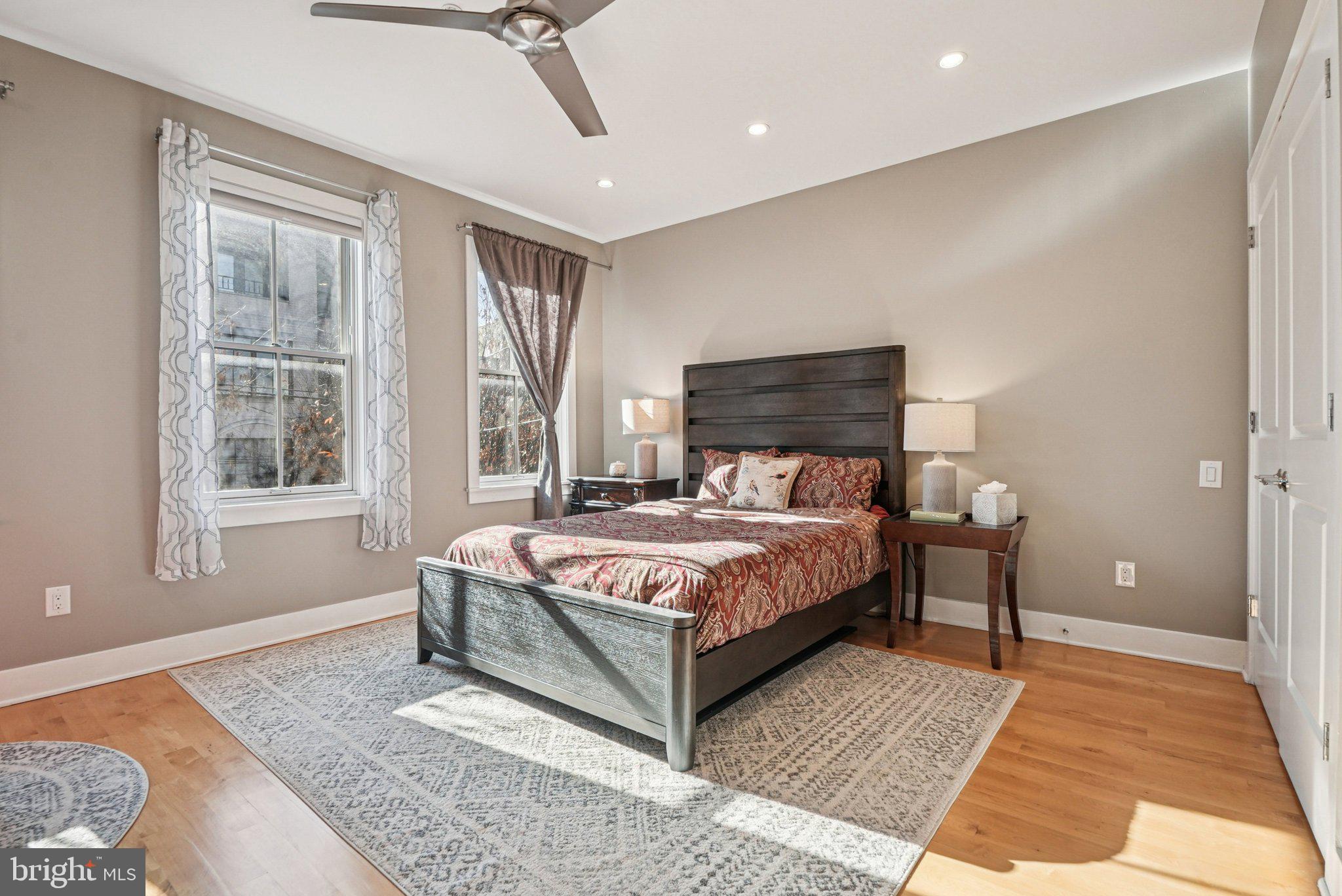 BELLA VISTA - Residential