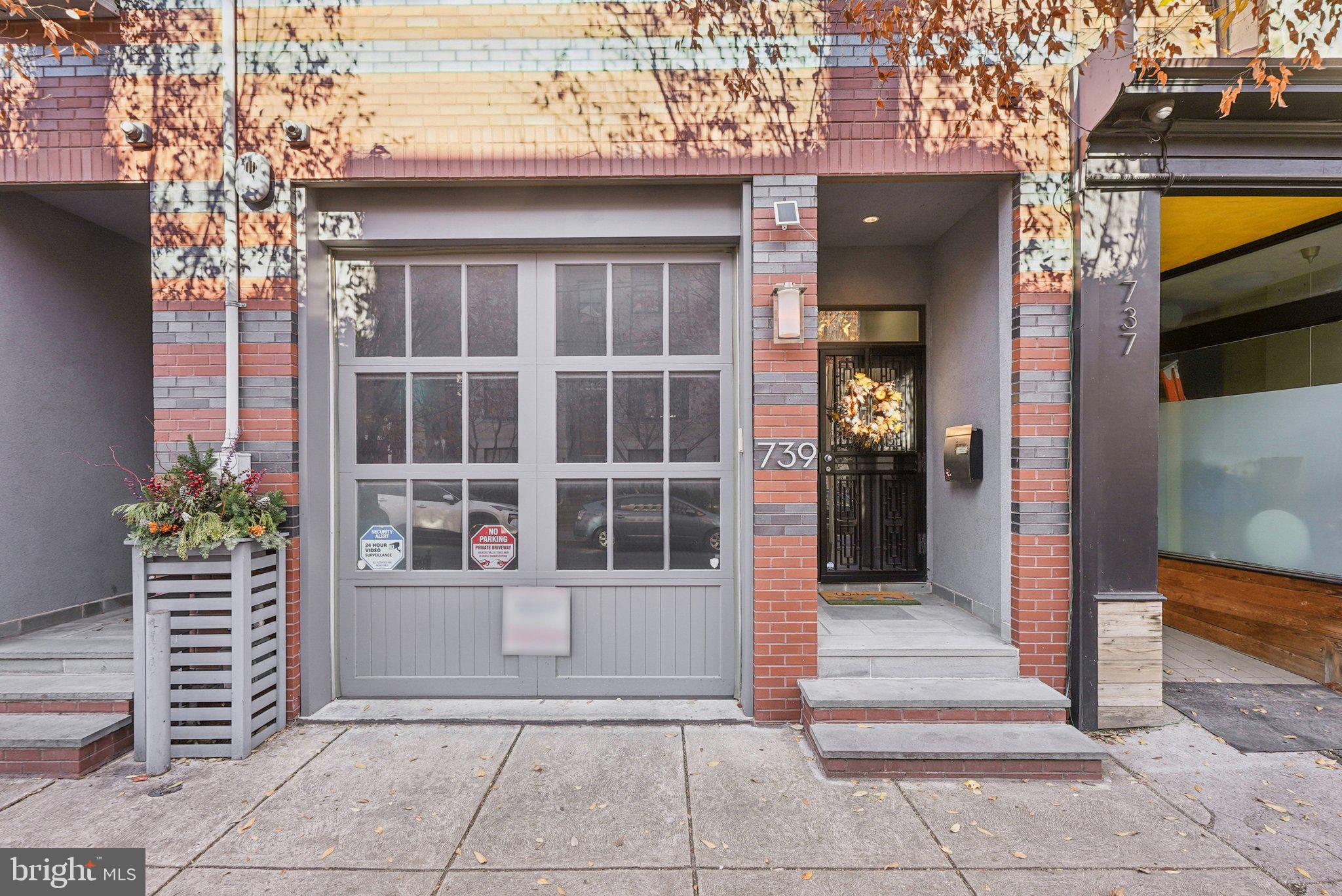 739 BAINBRIDGE STREET