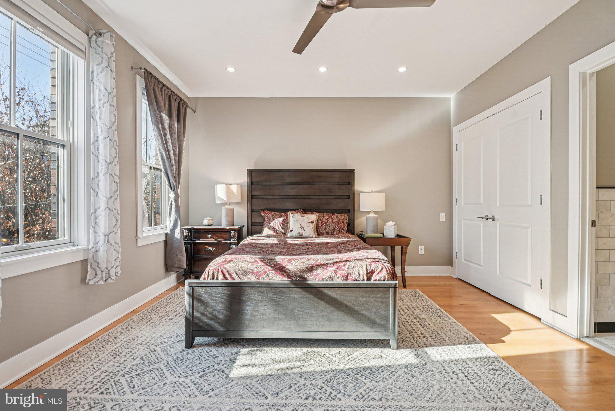 BELLA VISTA - Residential