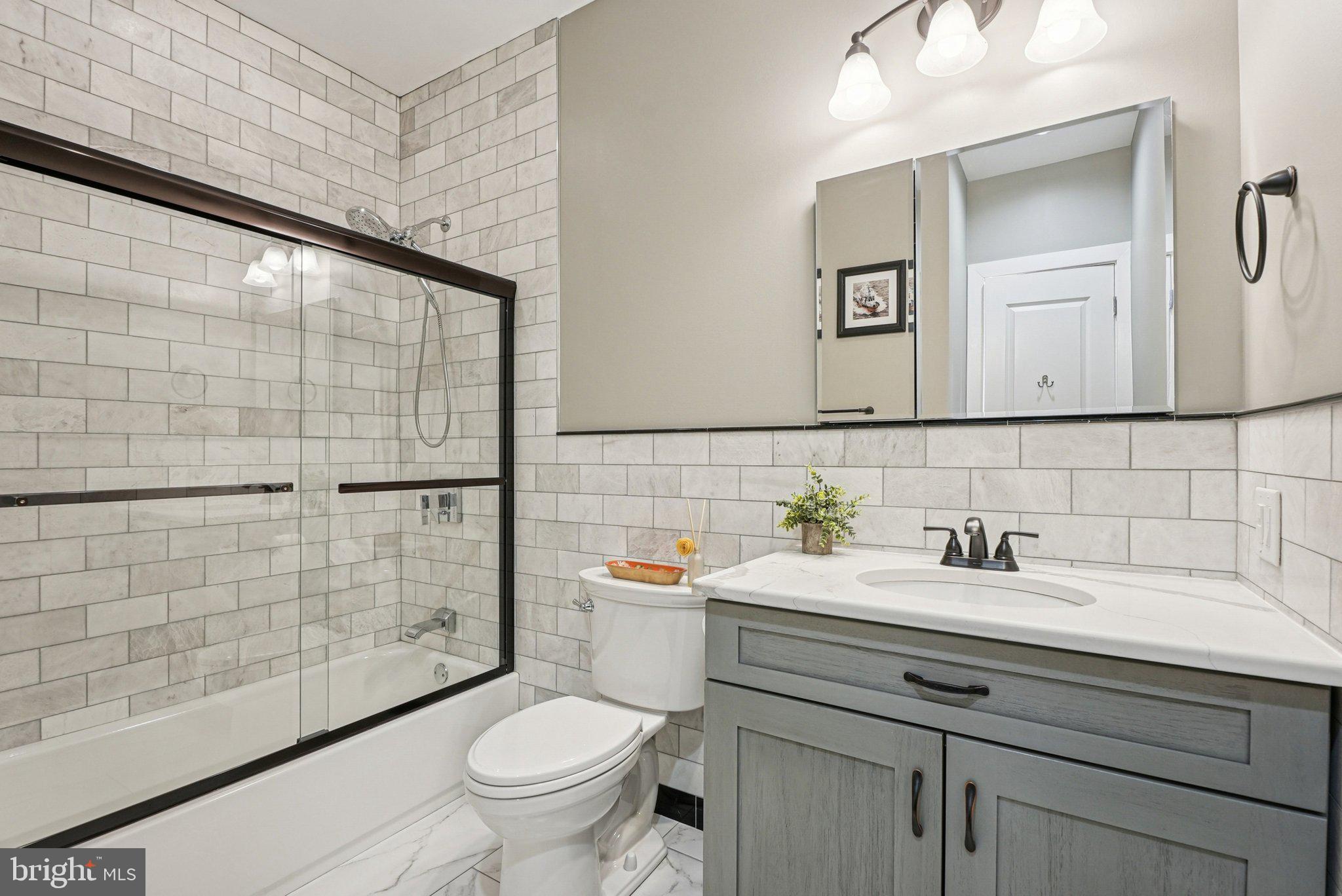 BELLA VISTA - Residential